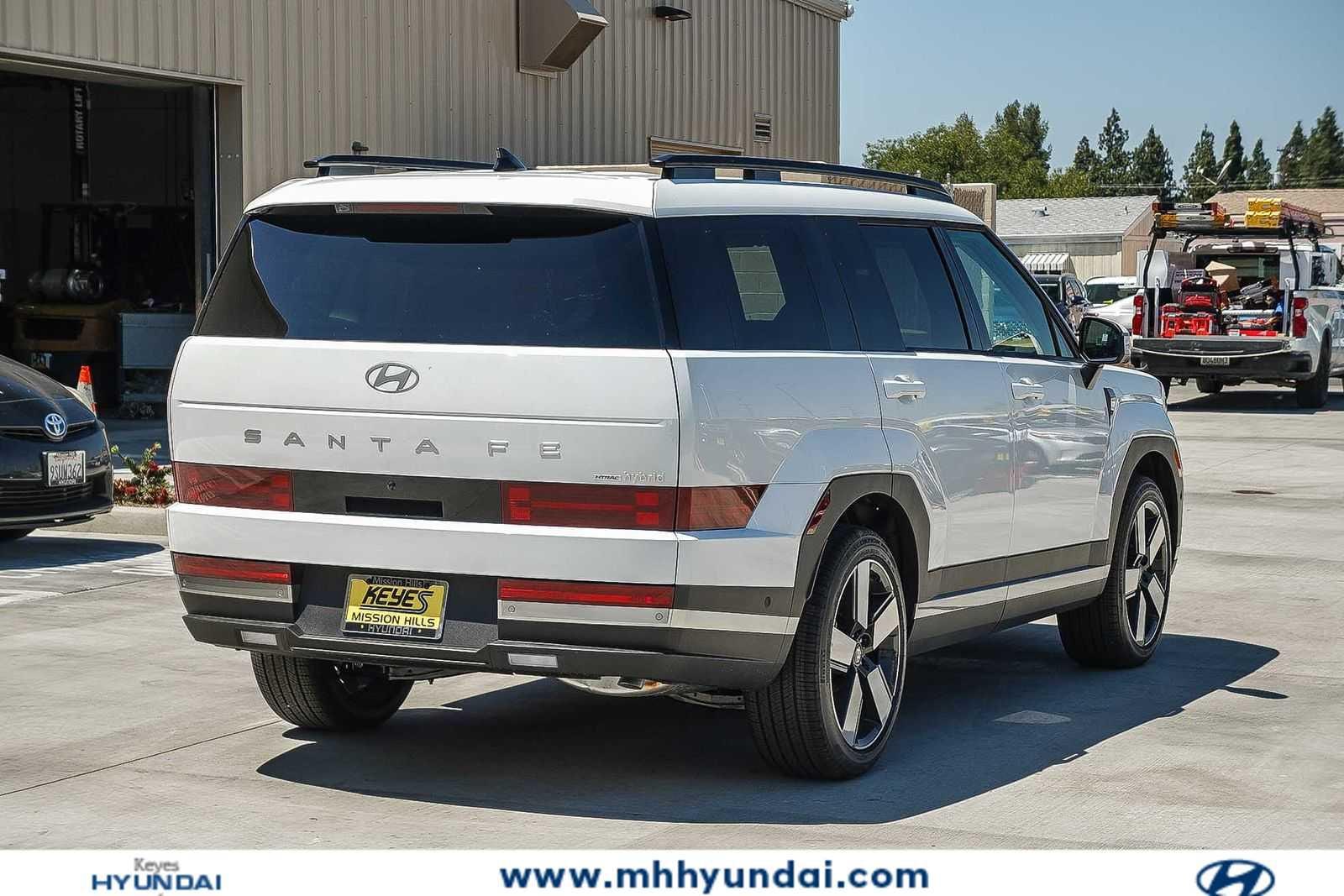 Thumbnail: 2026 Hyundai Santa Fe - 4