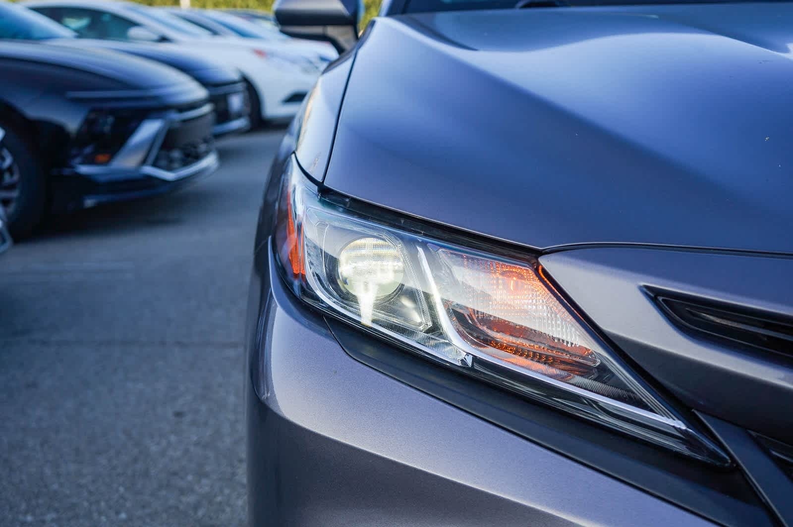 Thumbnail: 2019 Toyota Camry - 10