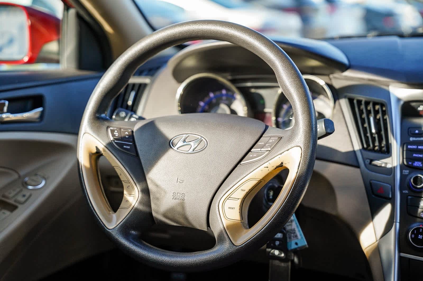 Thumbnail: 2012 Hyundai Sonata - 15