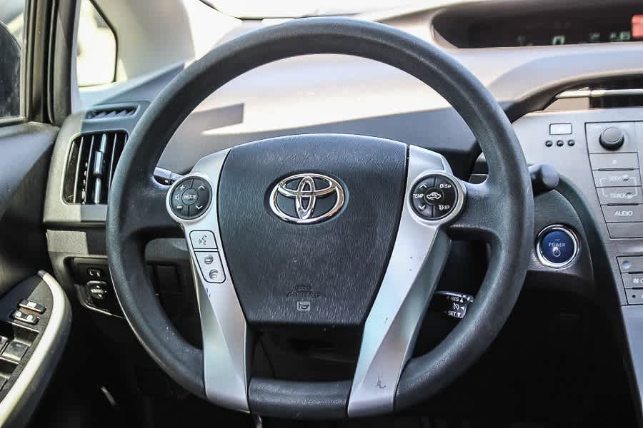 Thumbnail: 2012 Toyota Prius - 16