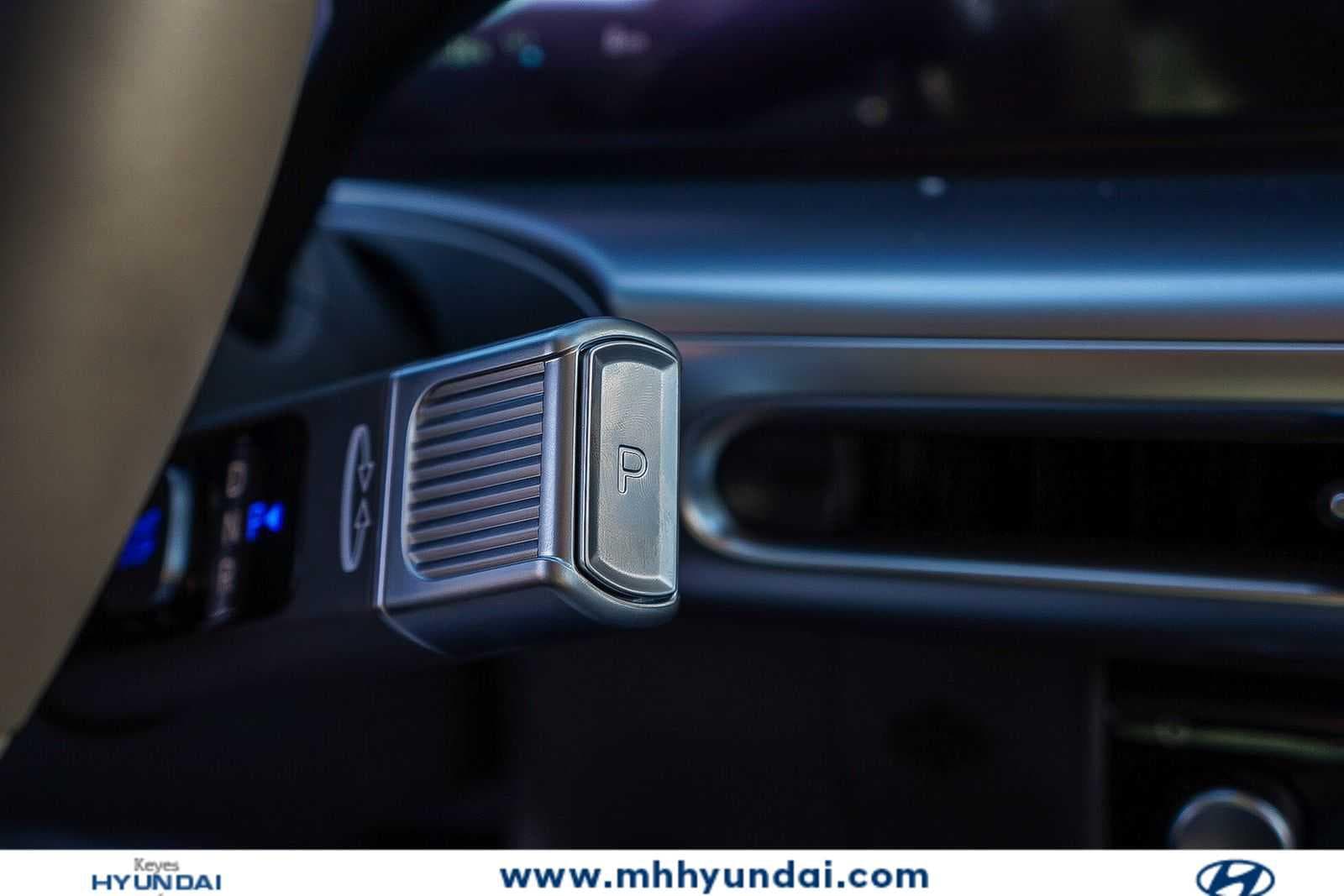 Thumbnail: 2026 Hyundai Ioniq - 22