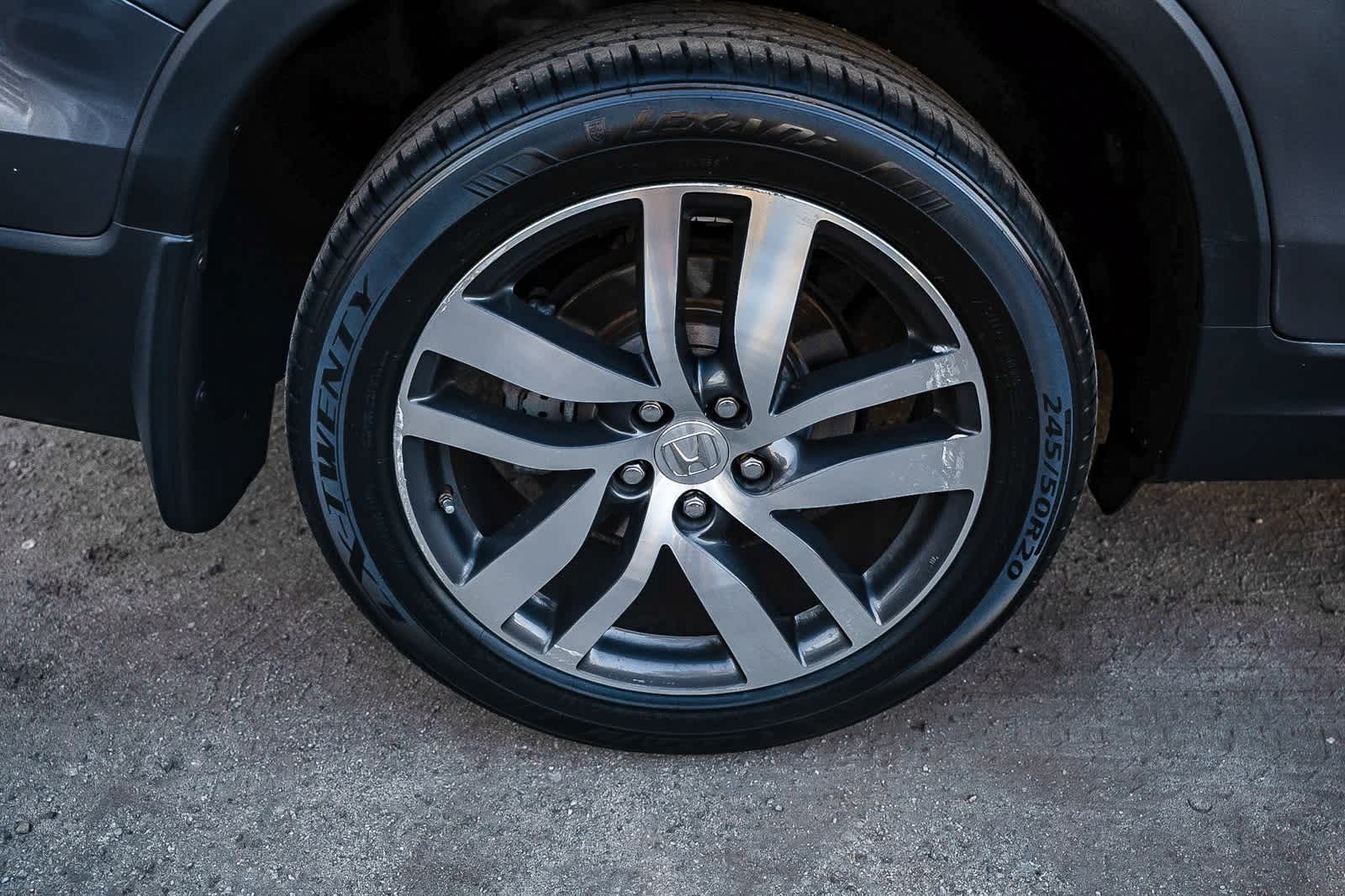 Thumbnail: 2017 Honda Pilot - 7