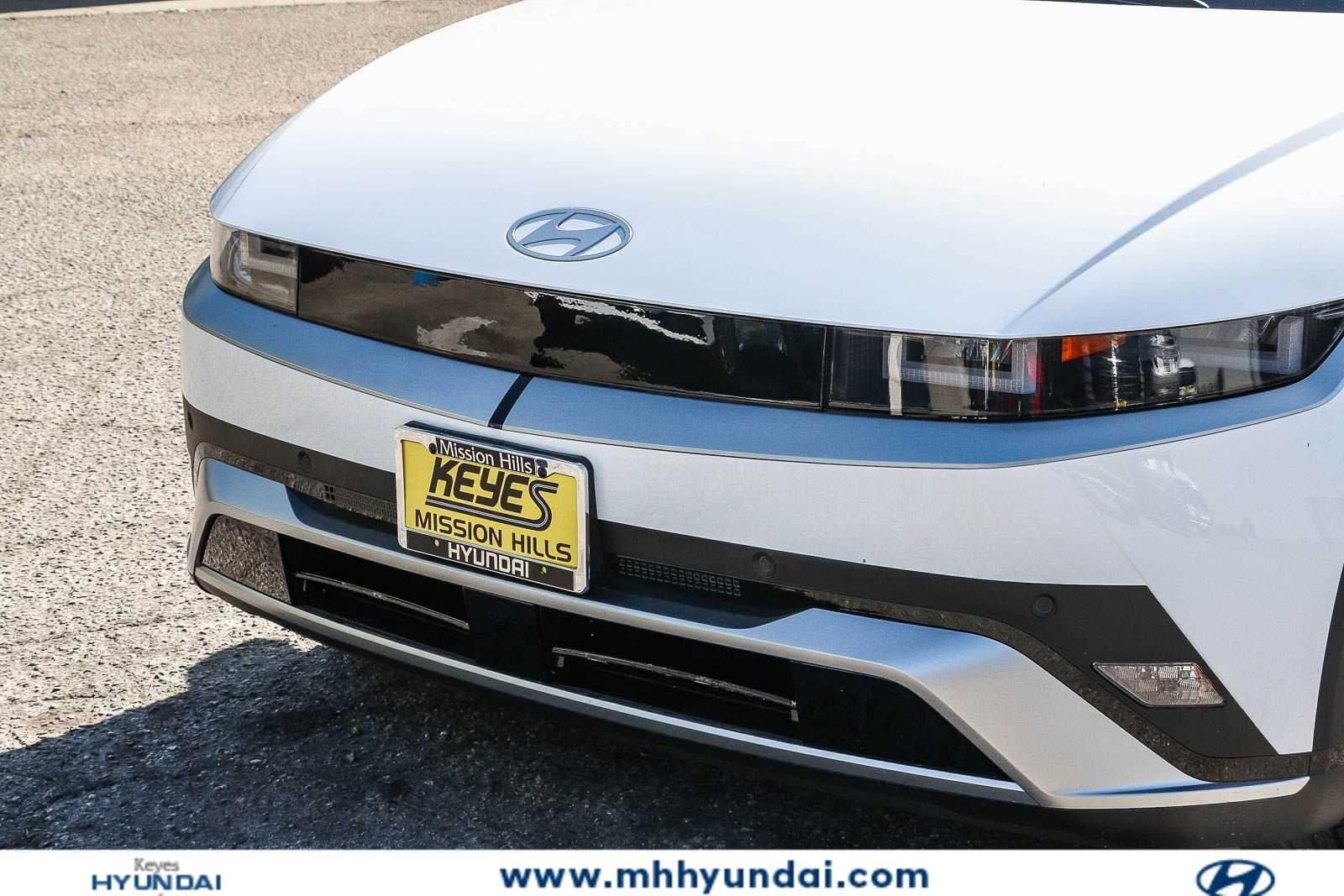 Thumbnail: 2026 Hyundai Ioniq 5 - 8