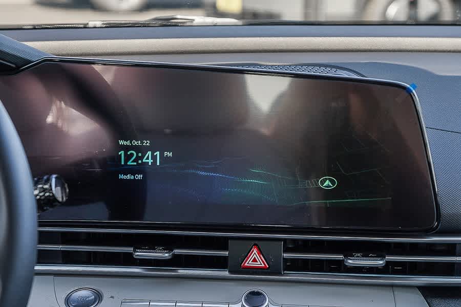 Thumbnail: 2025 Hyundai Elantra - 19