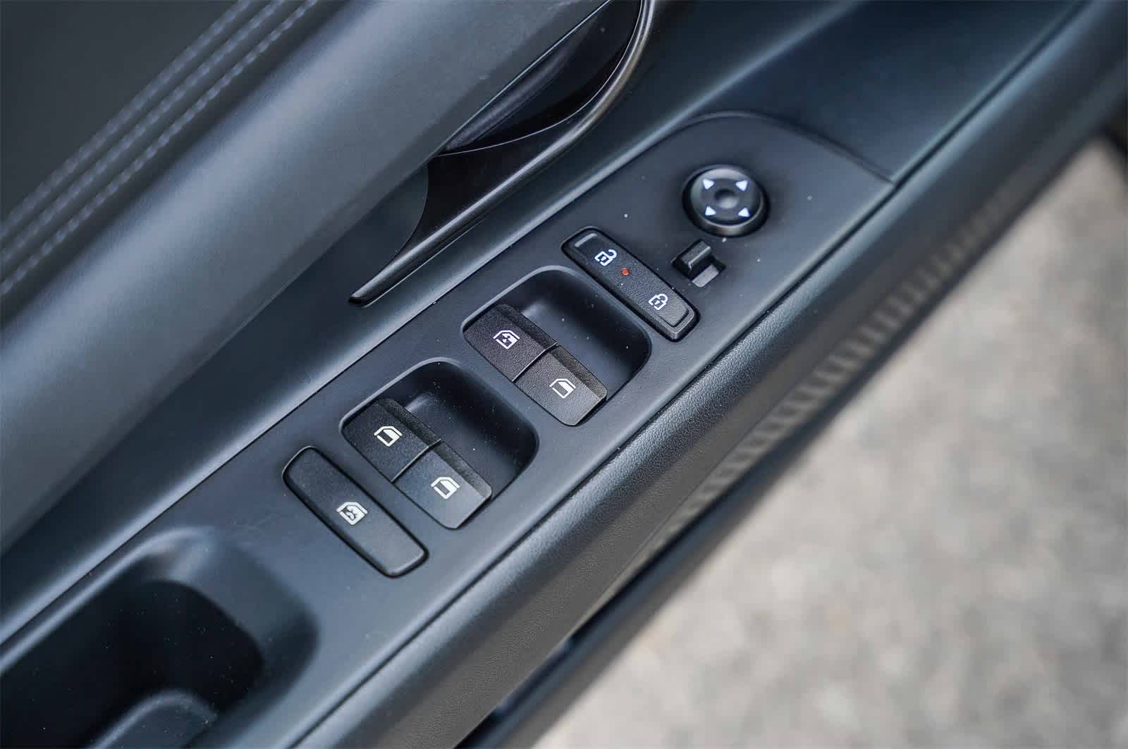 Thumbnail: 2025 Hyundai Elantra - 19