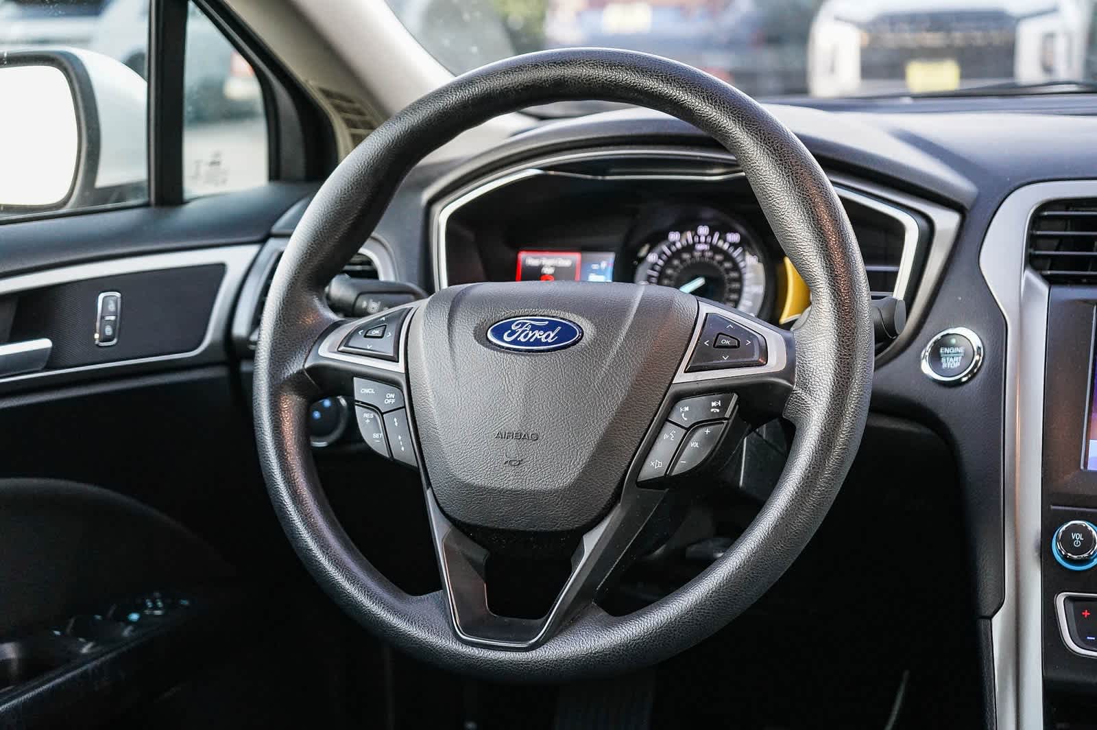 Thumbnail: 2020 Ford Fusion - 15