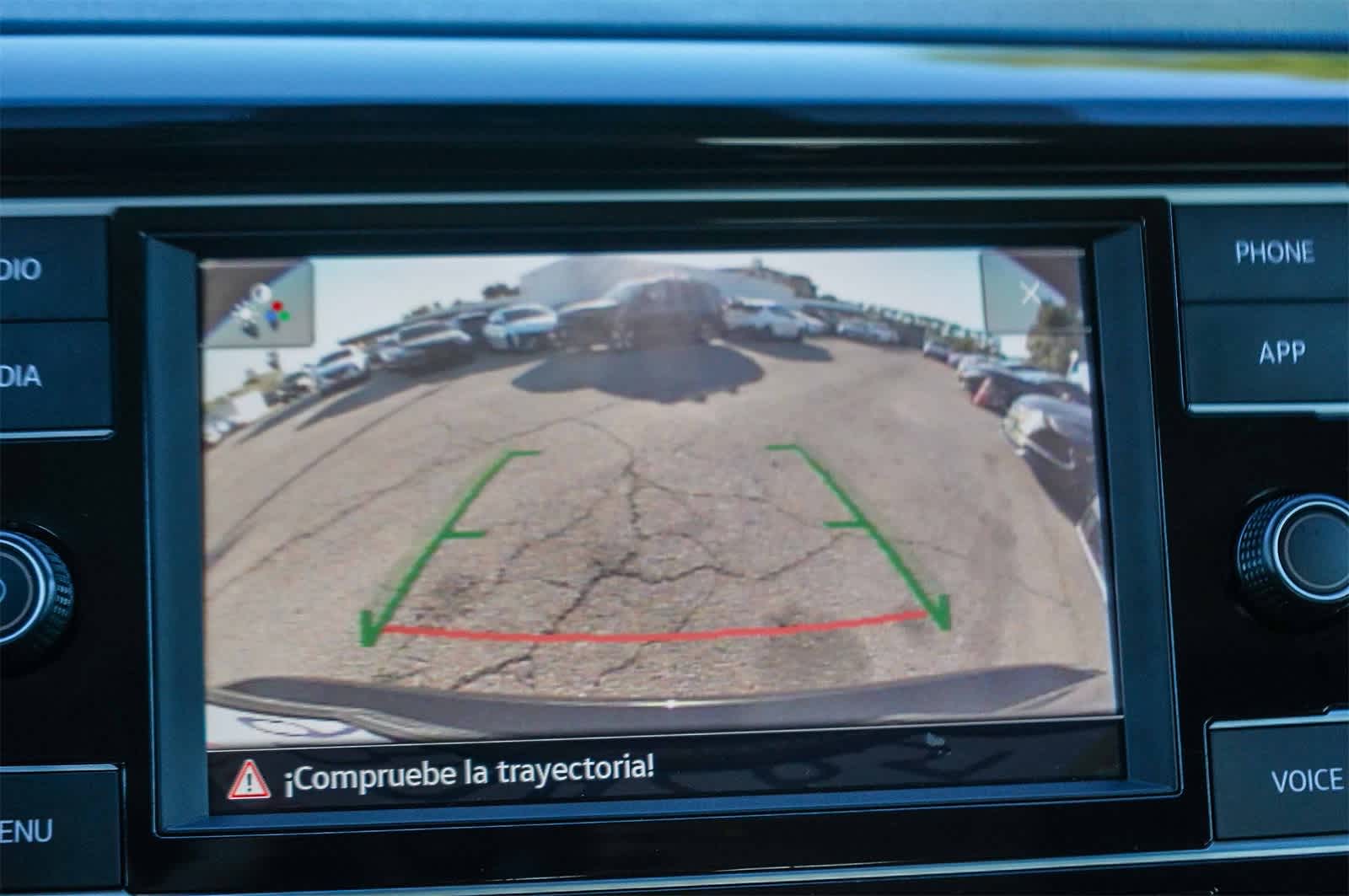 Thumbnail: 2024 Volkswagen Taos - 23