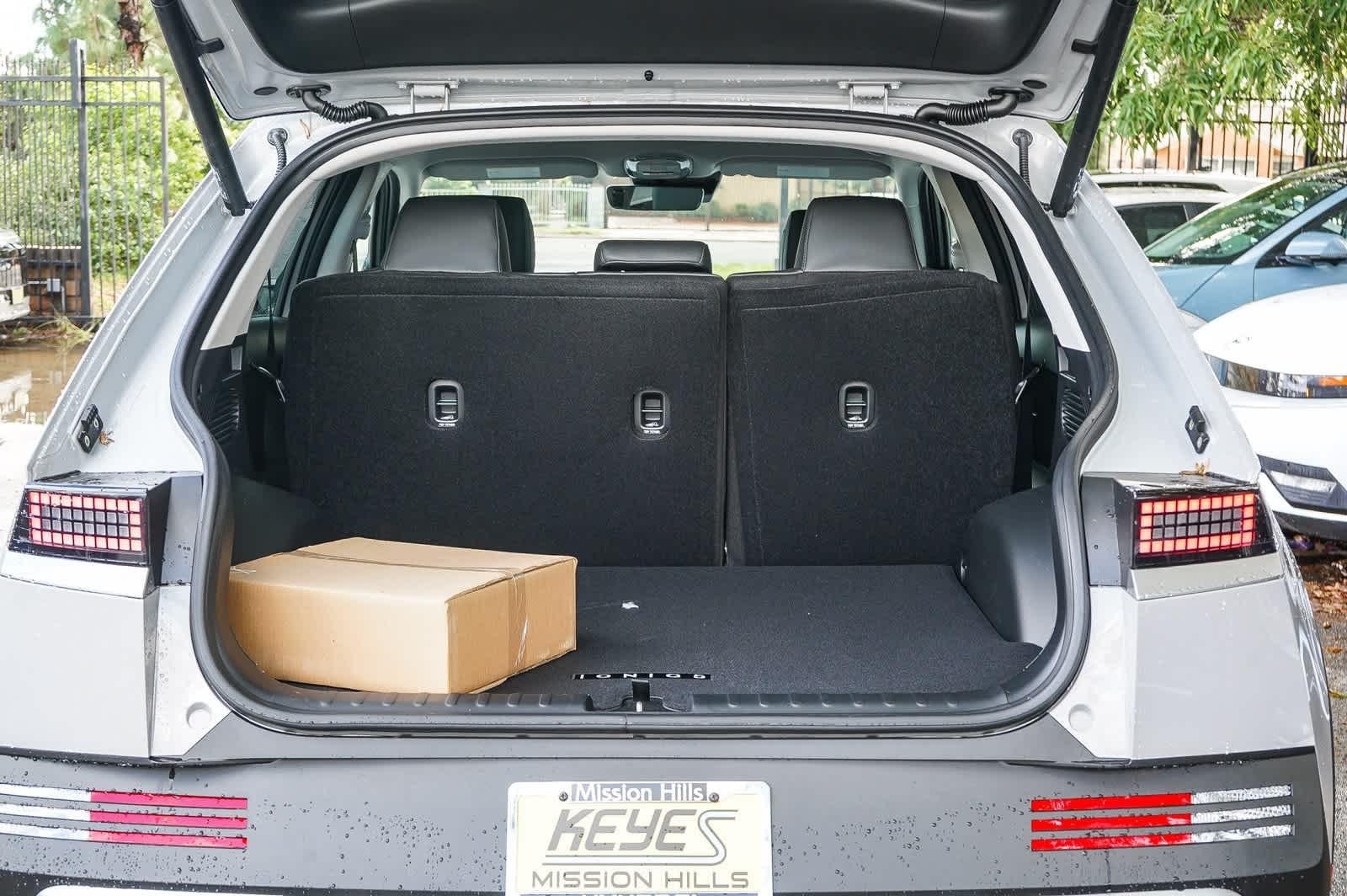 Thumbnail: 2026 Hyundai Ioniq 5 - 12