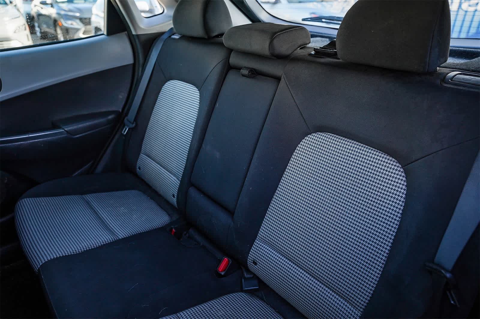 Thumbnail: 2018 Hyundai Kona - 18