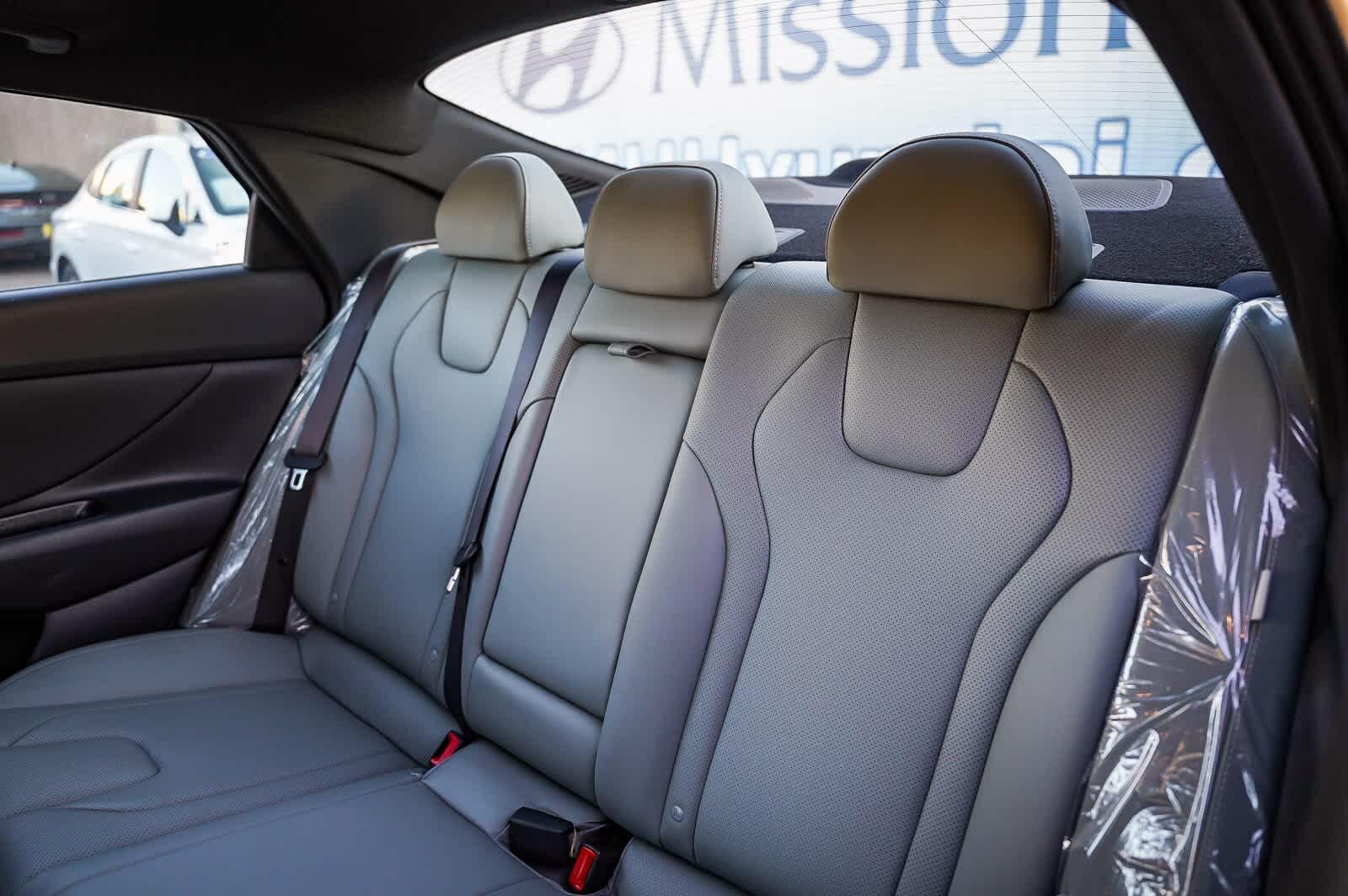 Thumbnail: 2025 Hyundai Elantra - 20