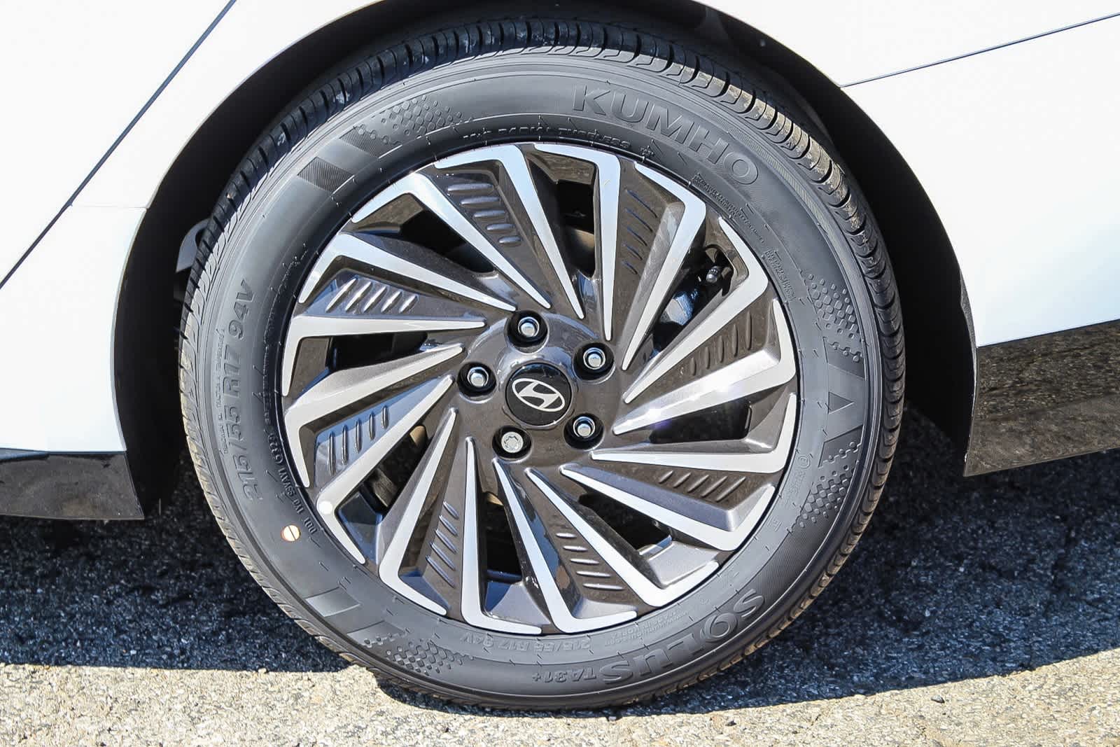 2025 Hyundai Sonata SEL 8