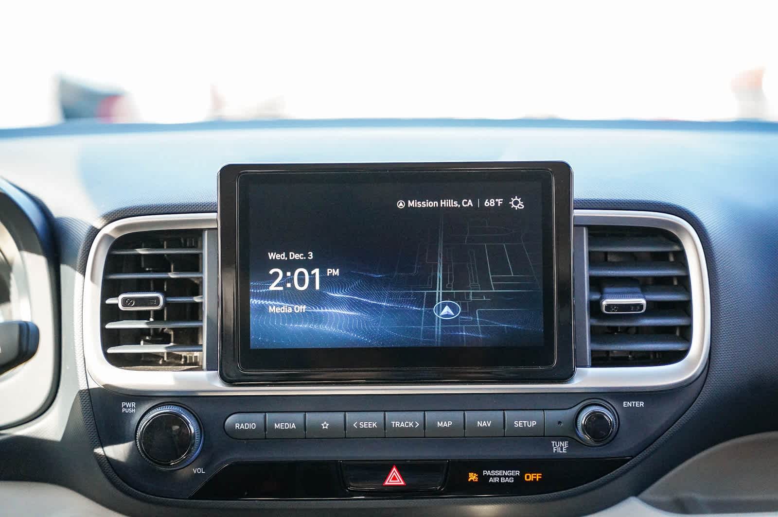 Thumbnail: 2023 Hyundai Venue - 14