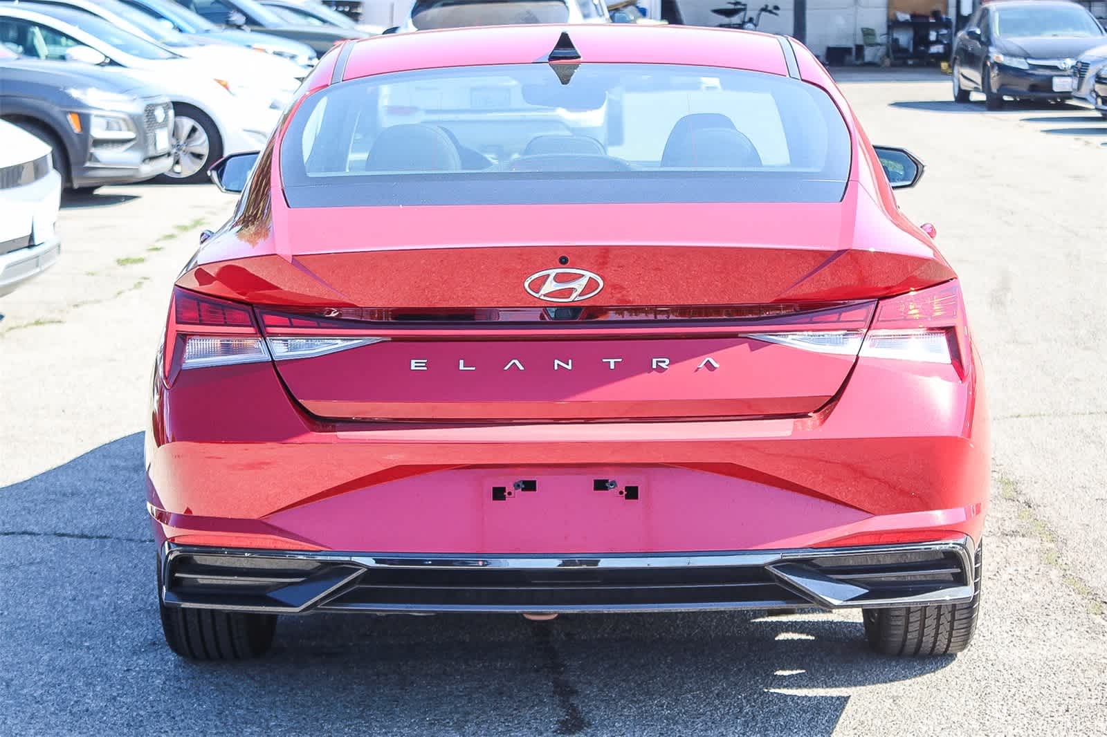 Thumbnail: 2022 Hyundai Elantra - 5