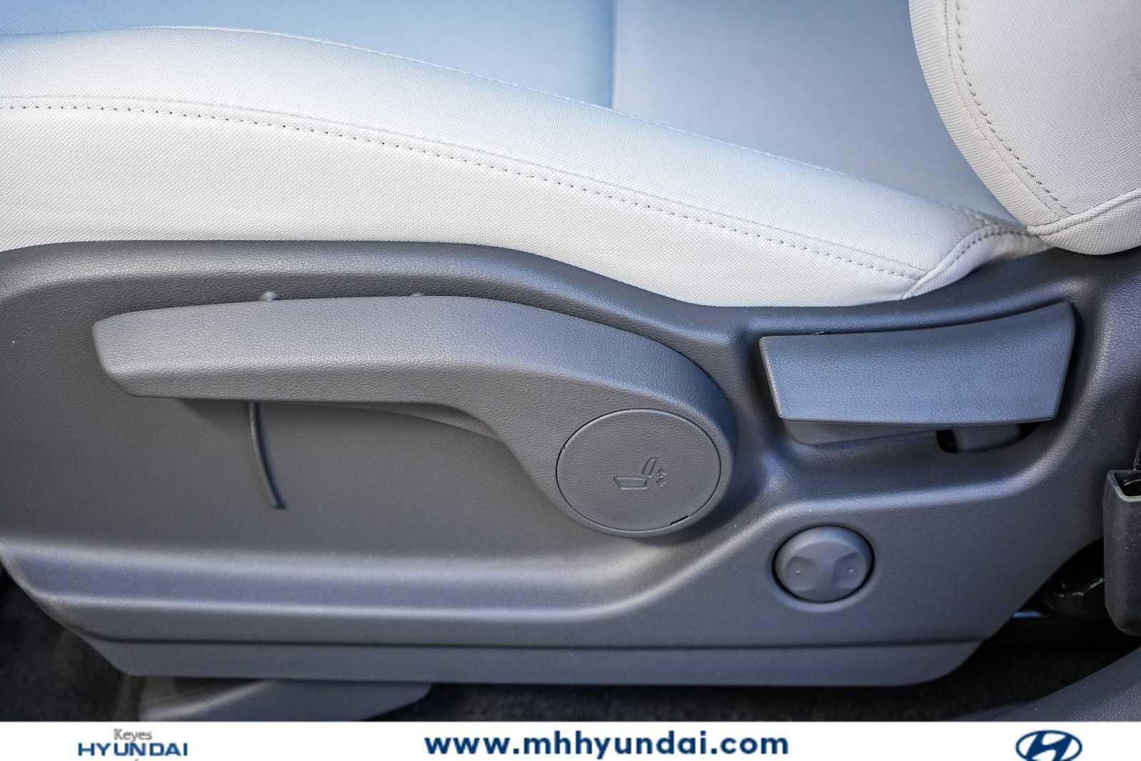 Thumbnail: 2026 Hyundai Santa Fe - 22