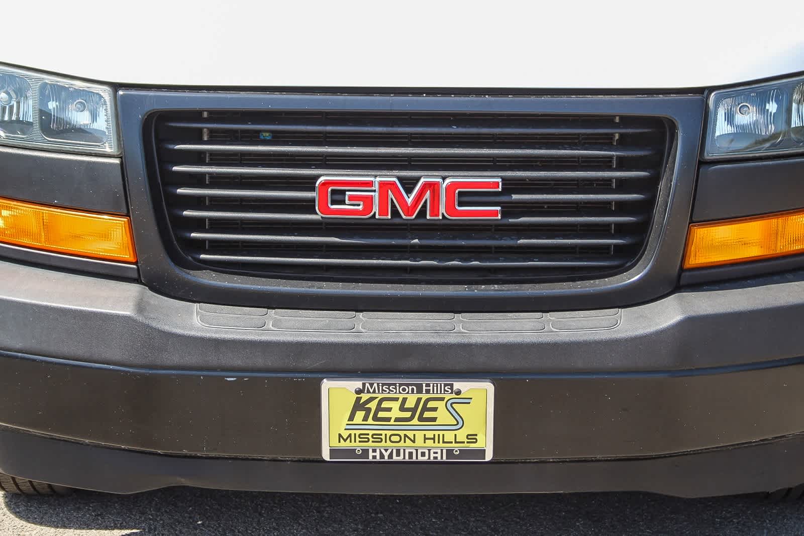 Thumbnail: 2023 GMC Savana - 11