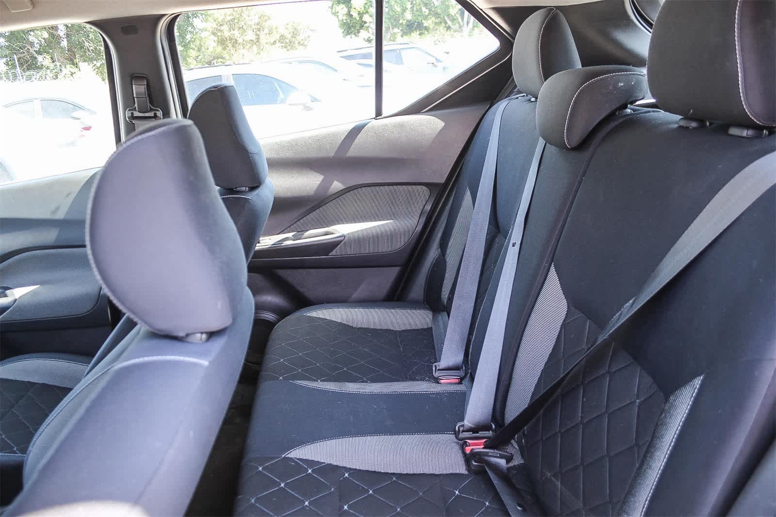 2018 Nissan Kicks S 12
