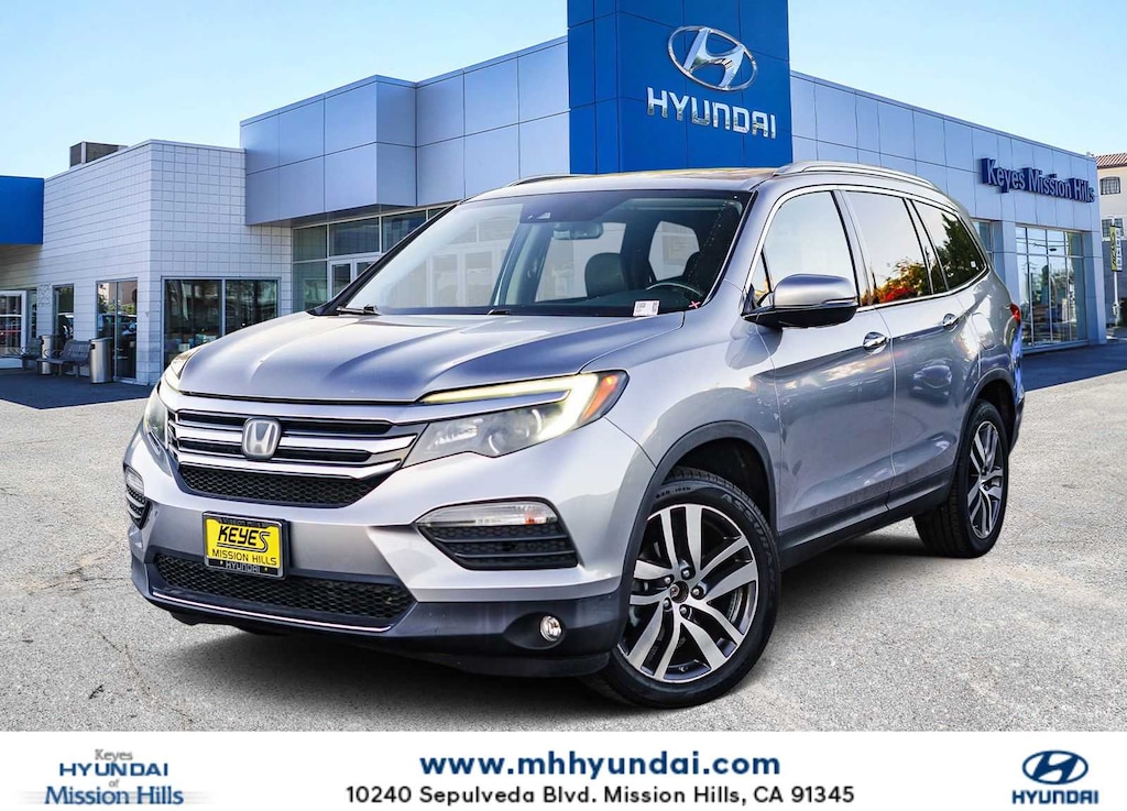 Used 2017 Honda Pilot Elite AWD SUV