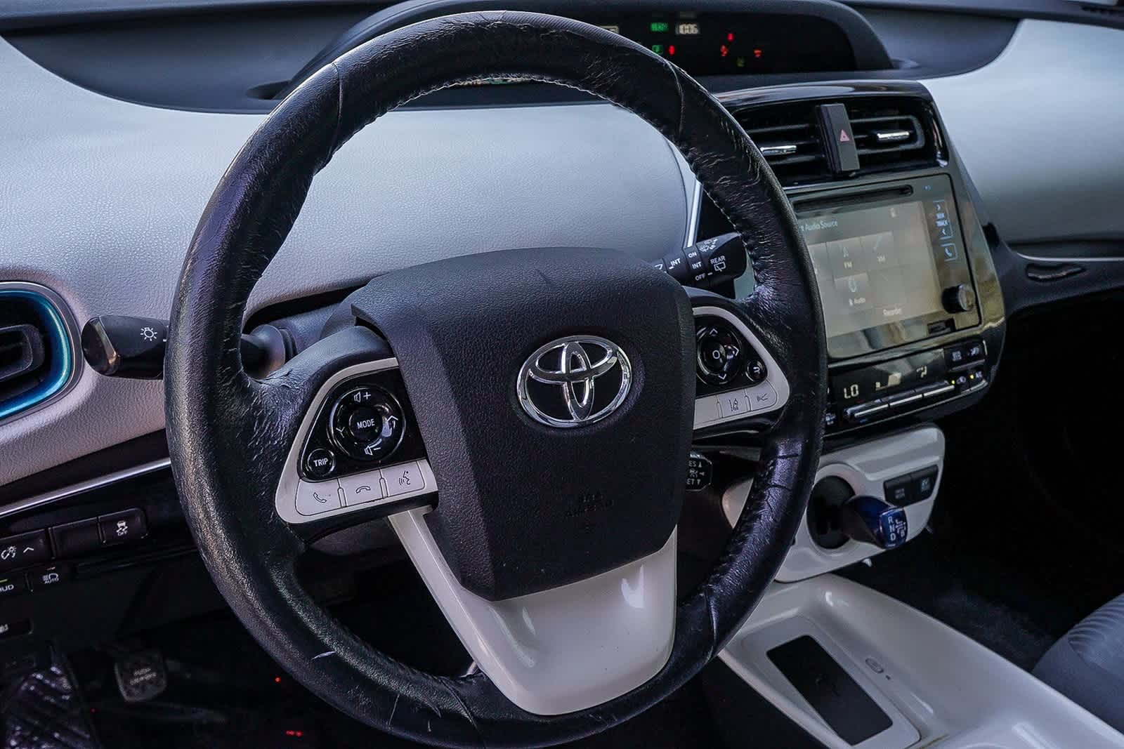 Thumbnail: 2016 Toyota Prius - 21