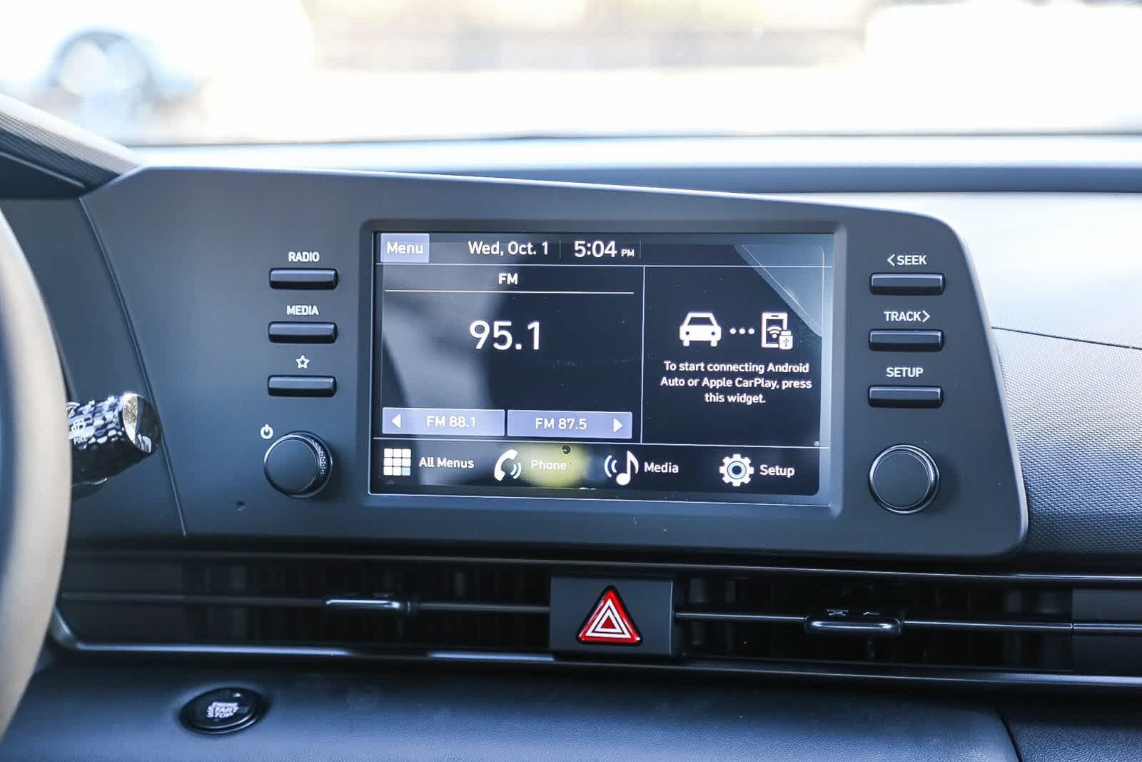 Thumbnail: 2025 Hyundai Elantra - 17