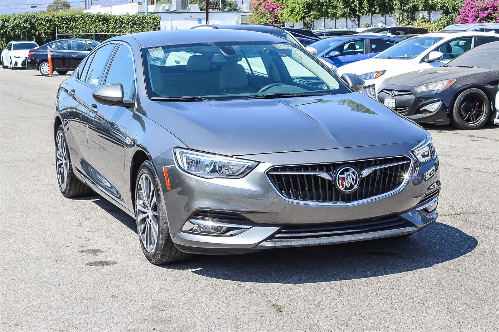 Thumbnail: 2019 Buick Regal - 3
