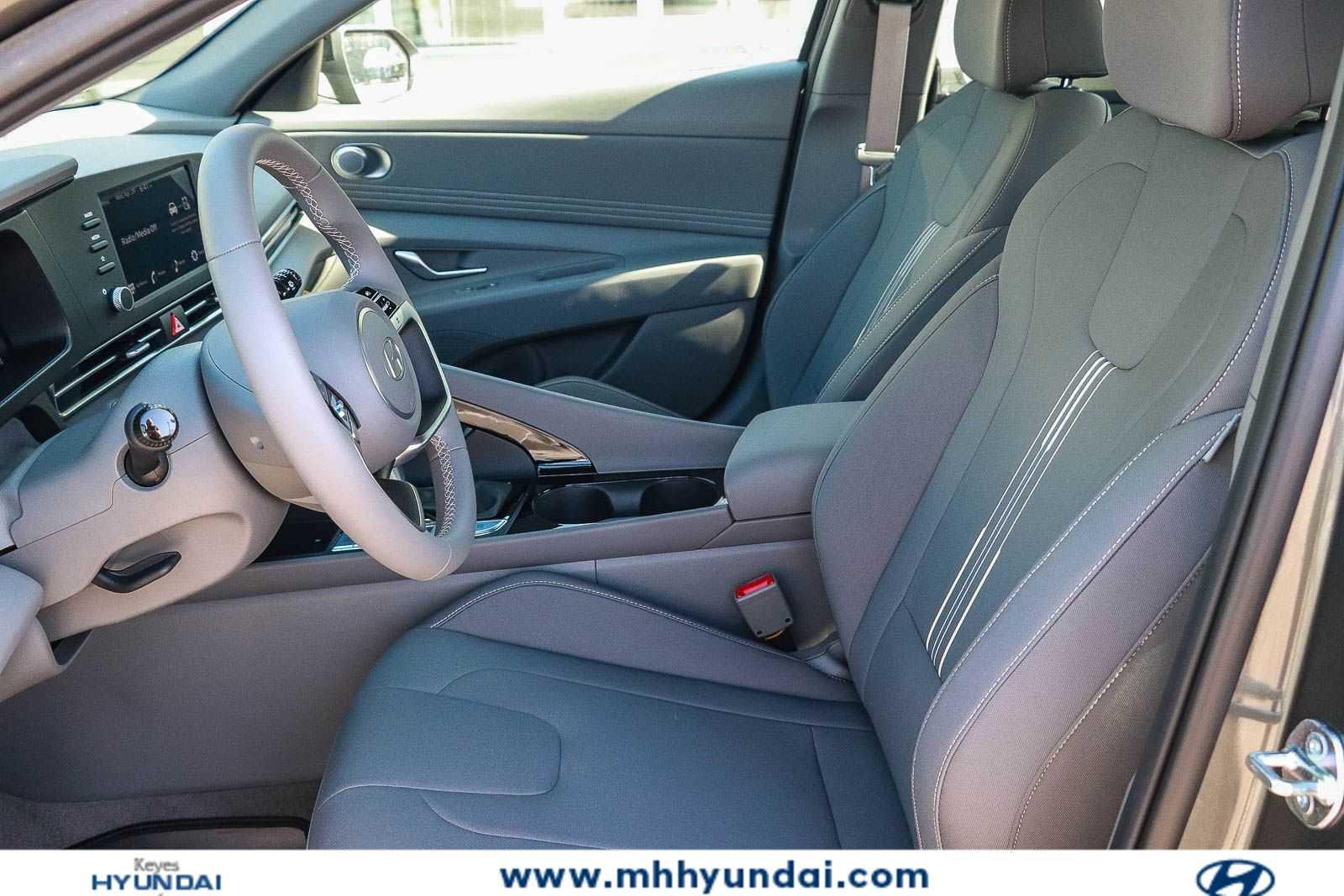Thumbnail: 2026 Hyundai Elantra - 19