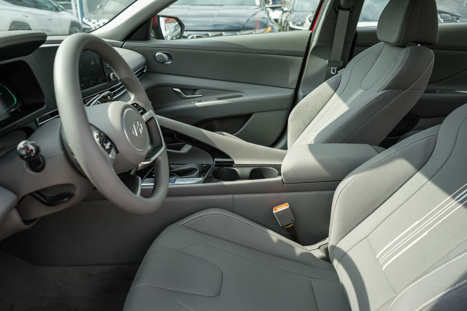 Thumbnail: 2025 Hyundai Elantra - 22