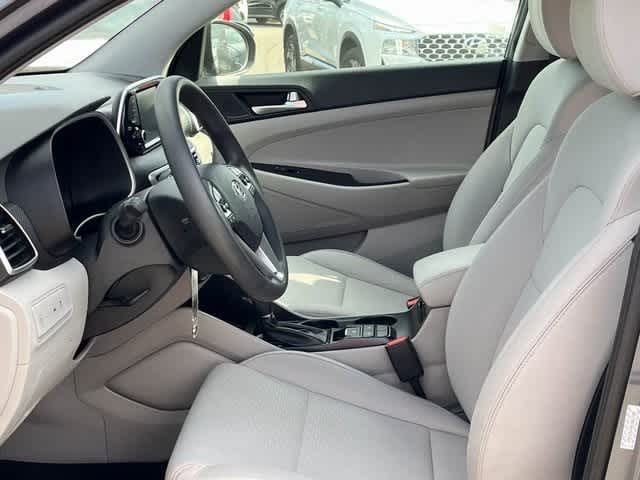 2019 Hyundai Tucson SE 16