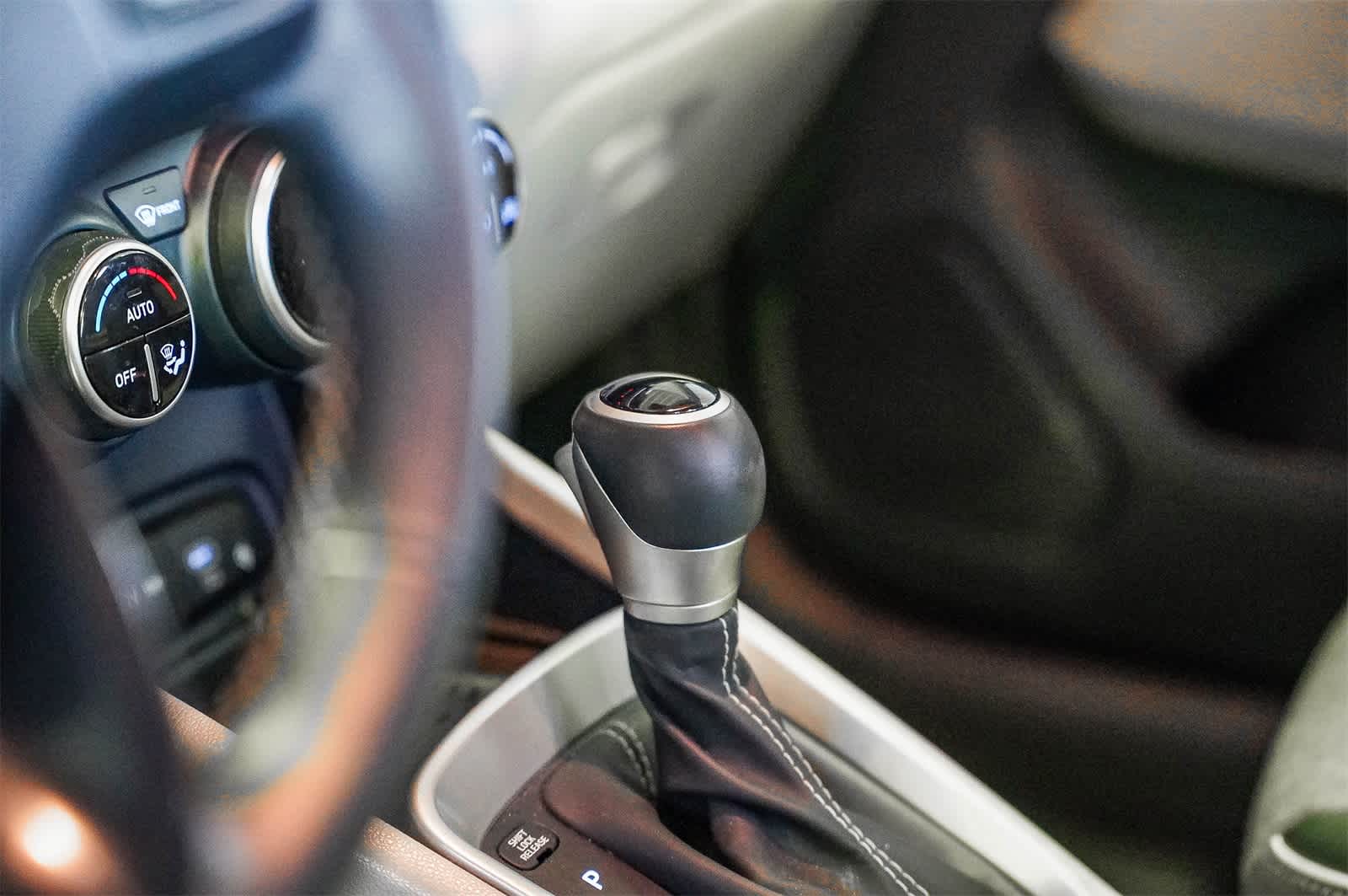 Thumbnail: 2023 Hyundai Venue - 20