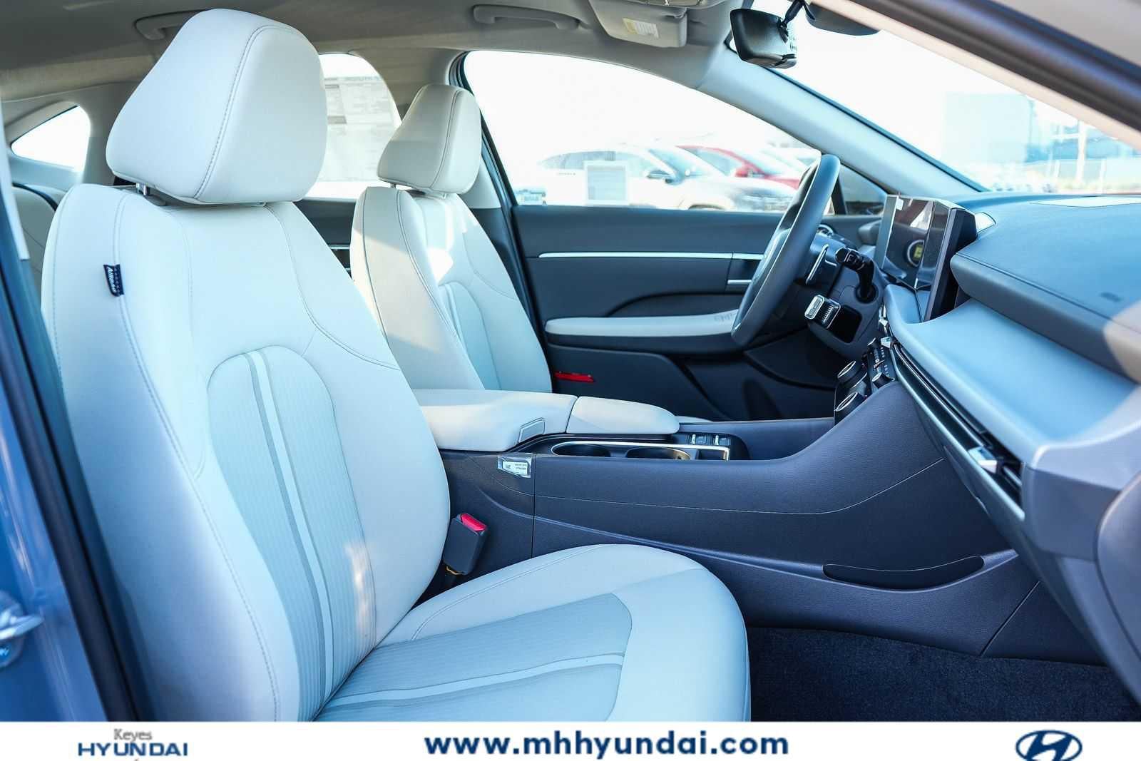 Thumbnail: 2025 Hyundai Sonata - 17