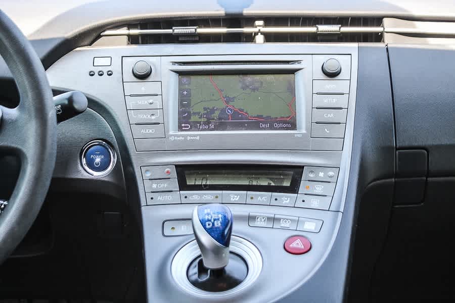 Thumbnail: 2012 Toyota Prius - 15