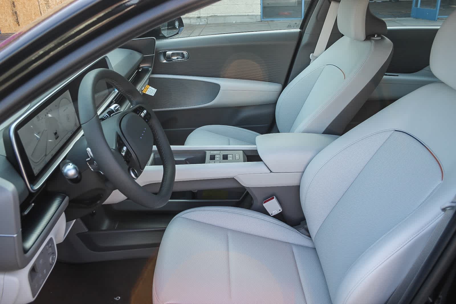 2025 Hyundai Ioniq 6 Limited 13