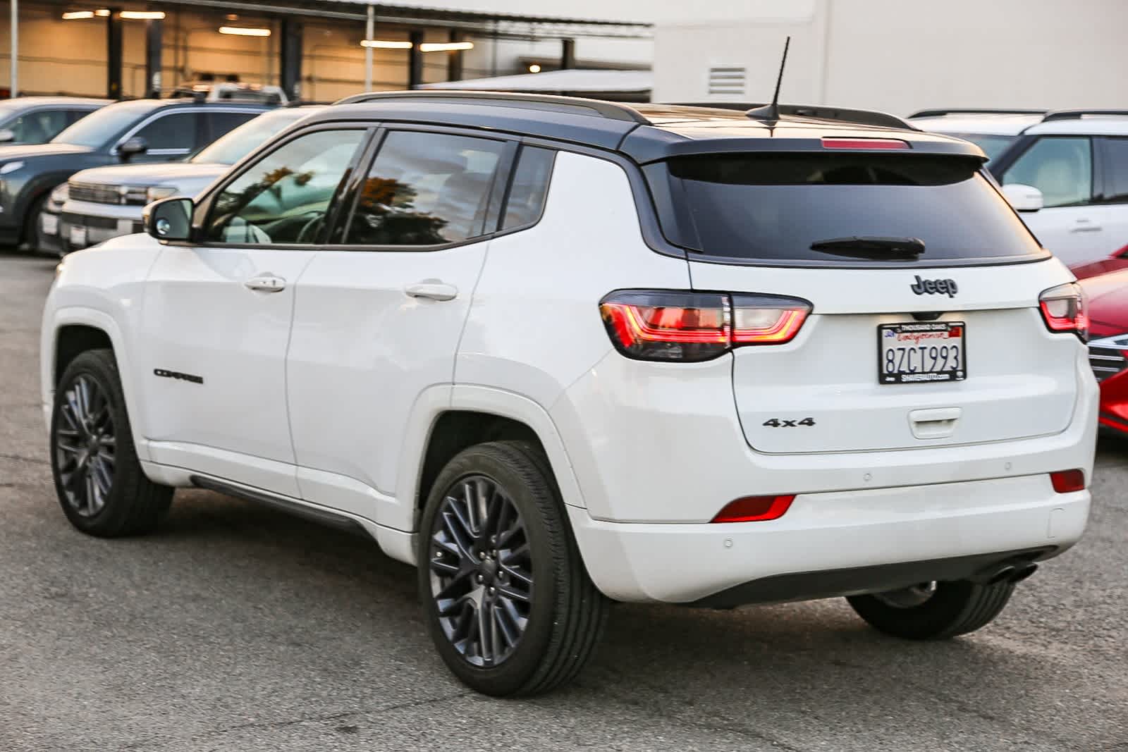 Thumbnail: 2022 Jeep Compass - 8