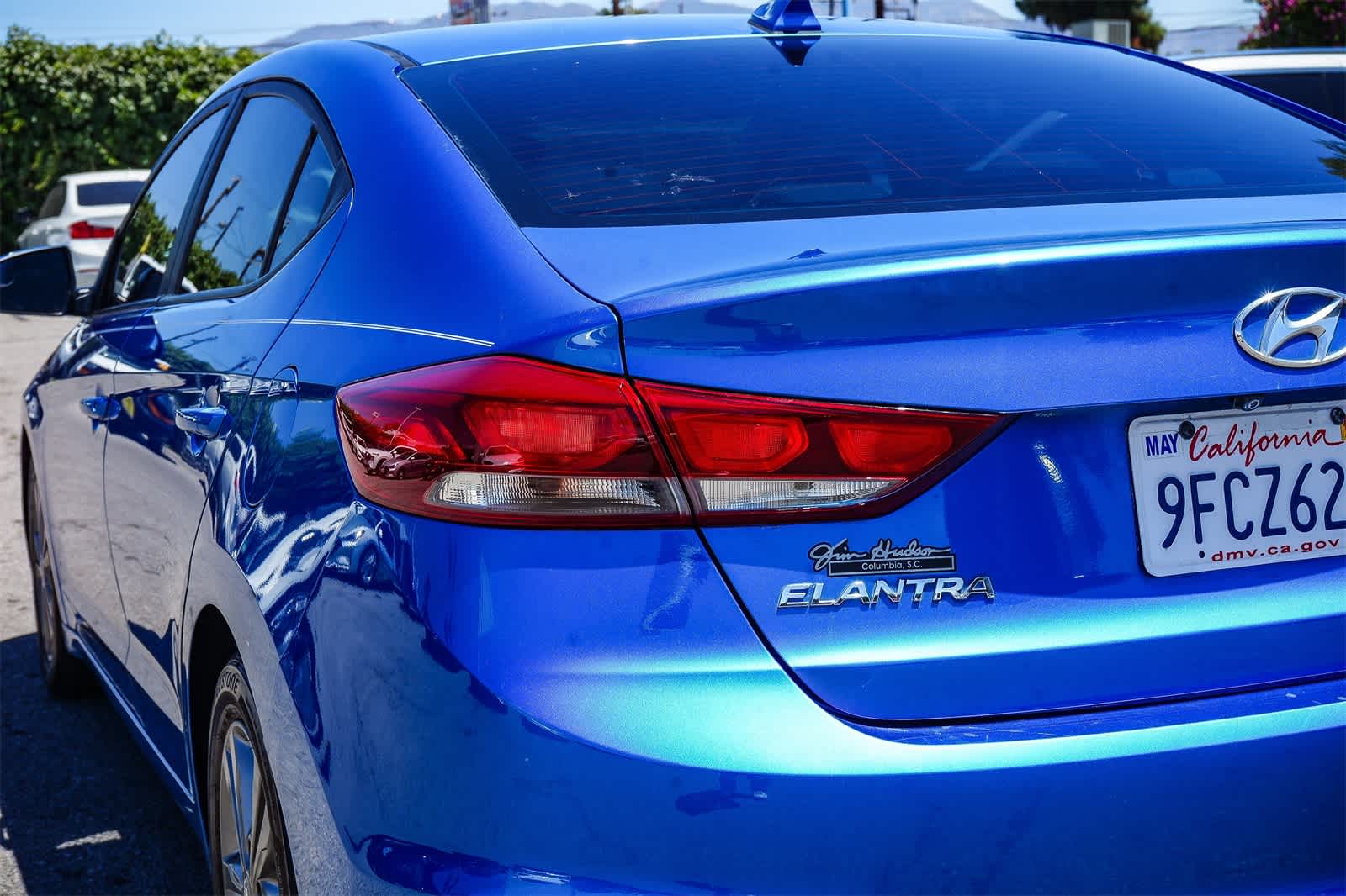Thumbnail: 2017 Hyundai Elantra - 10