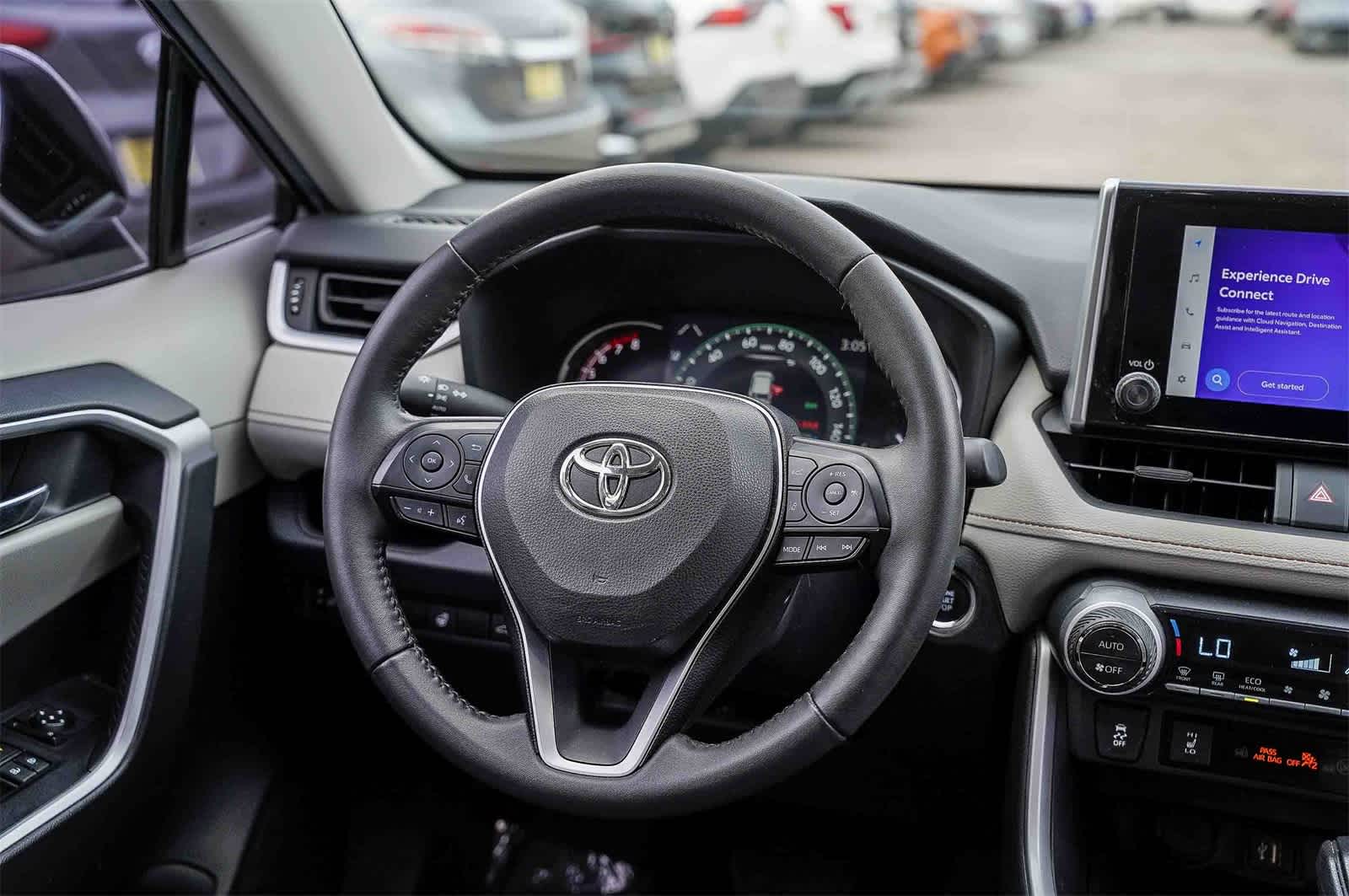 Thumbnail: 2023 Toyota RAV4 - 15