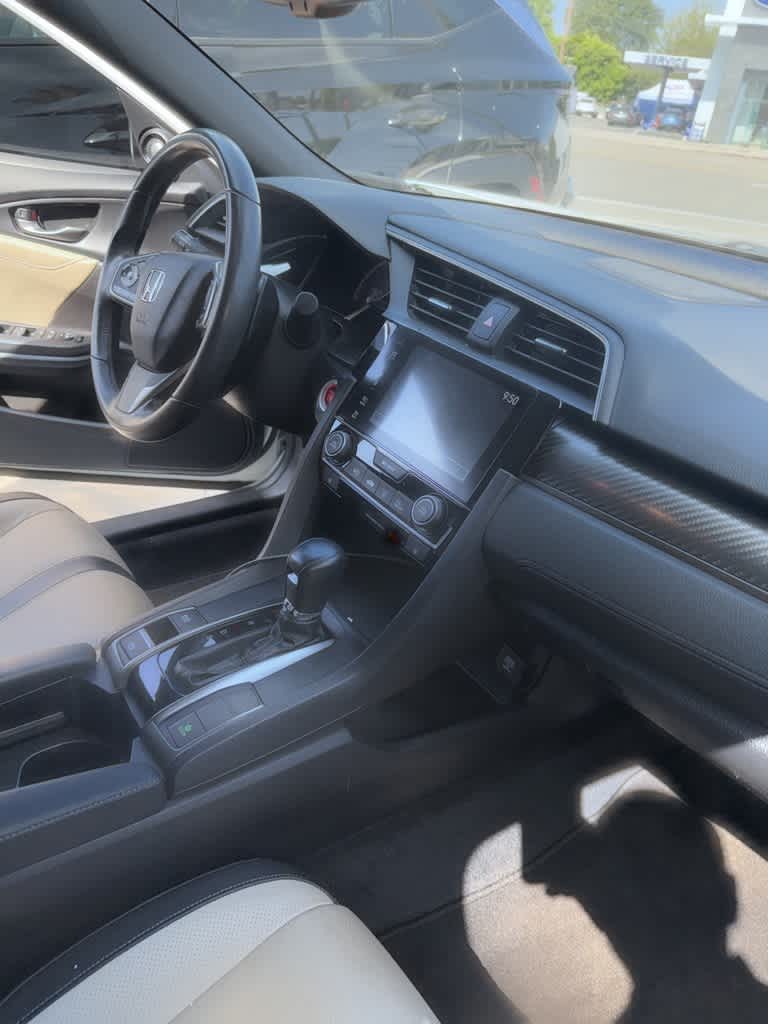 Thumbnail: 2018 Honda Civic - 16