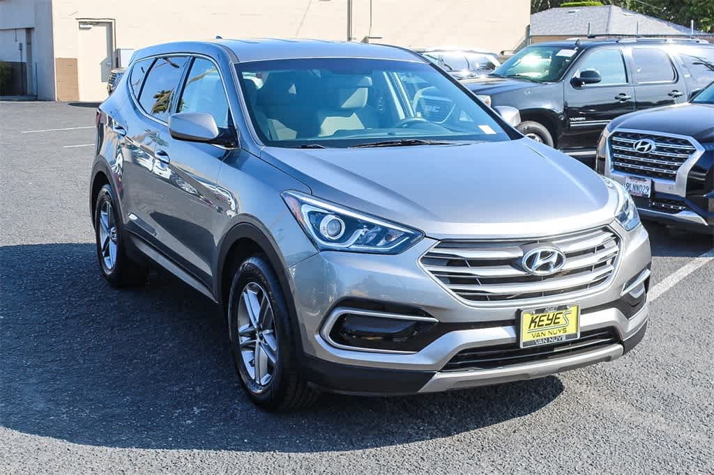 Thumbnail: 2017 Hyundai Santa Fe - 3