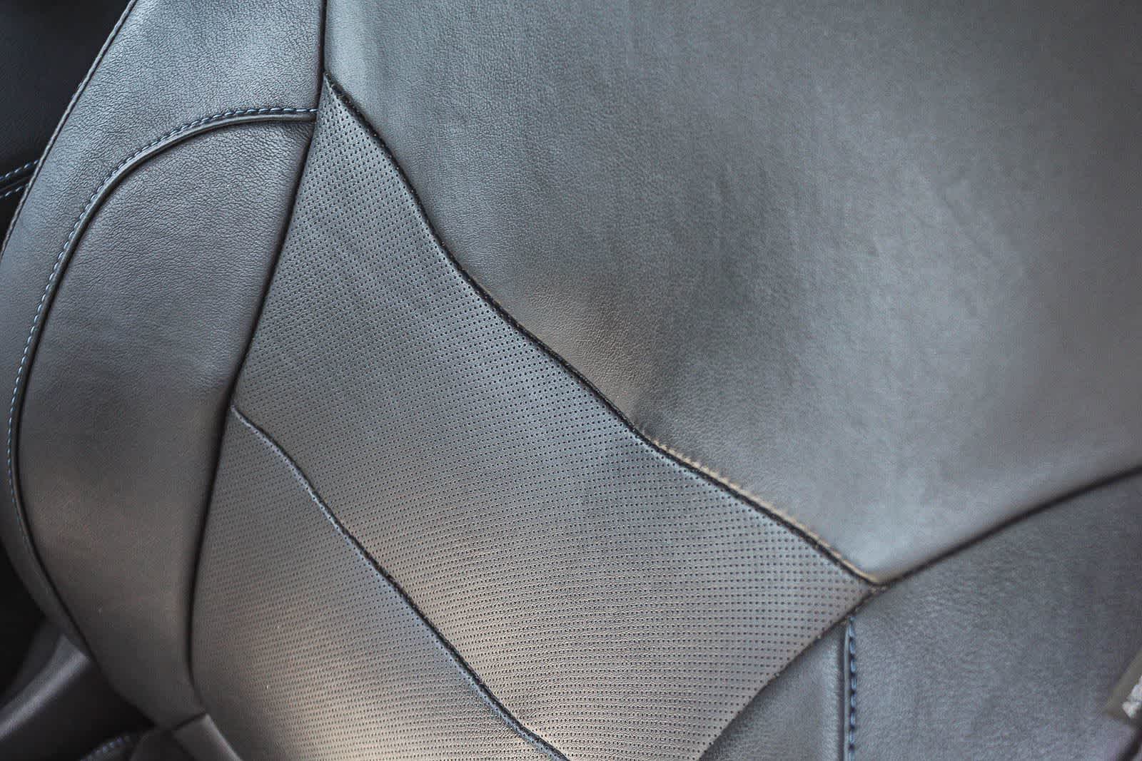 Thumbnail: 2017 Chevrolet Volt - 35