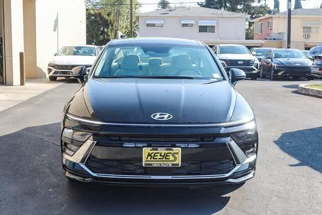 2024 Hyundai Sonata SEL Convenience photo 2