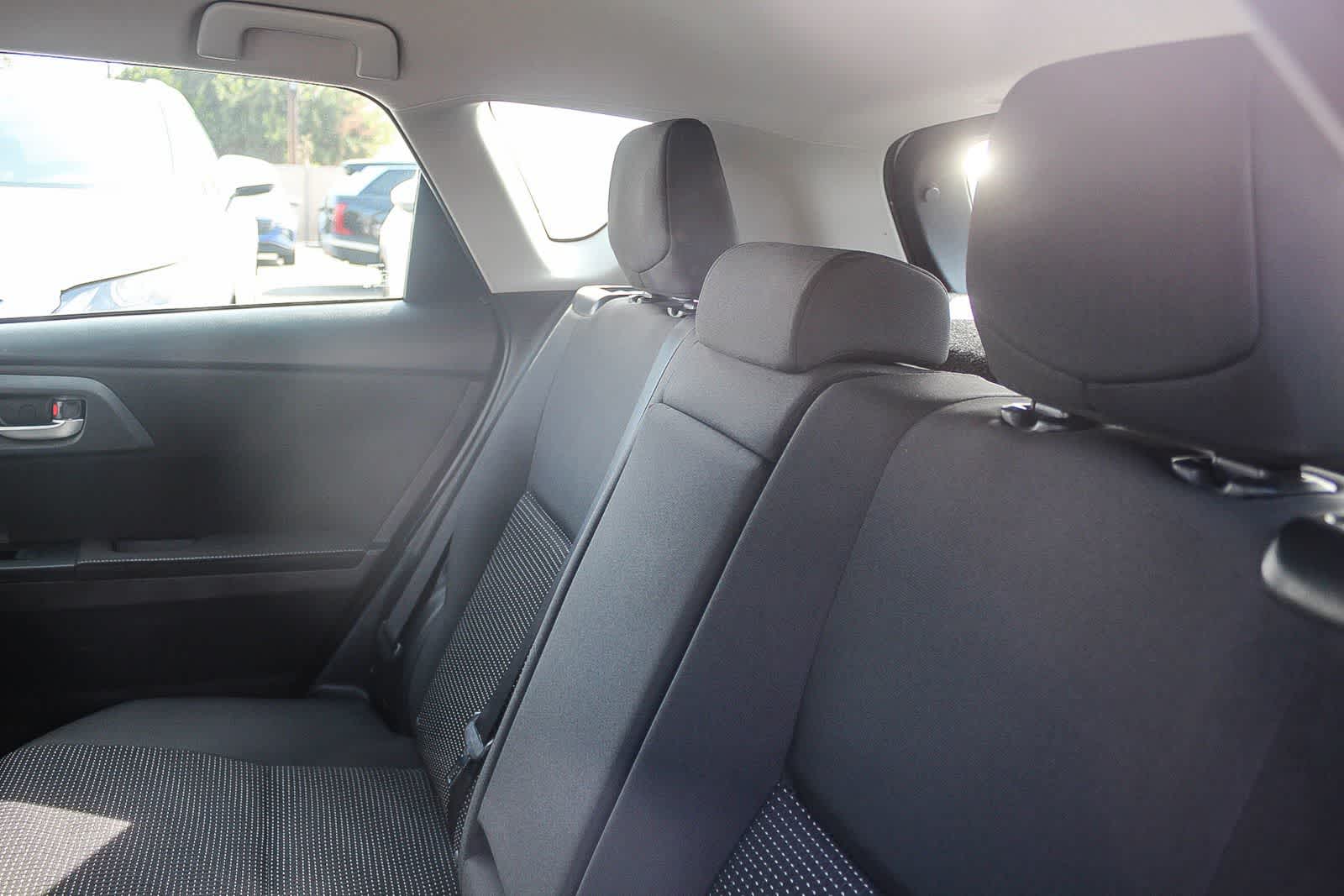 Thumbnail: 2018 Toyota Corolla iM - 24