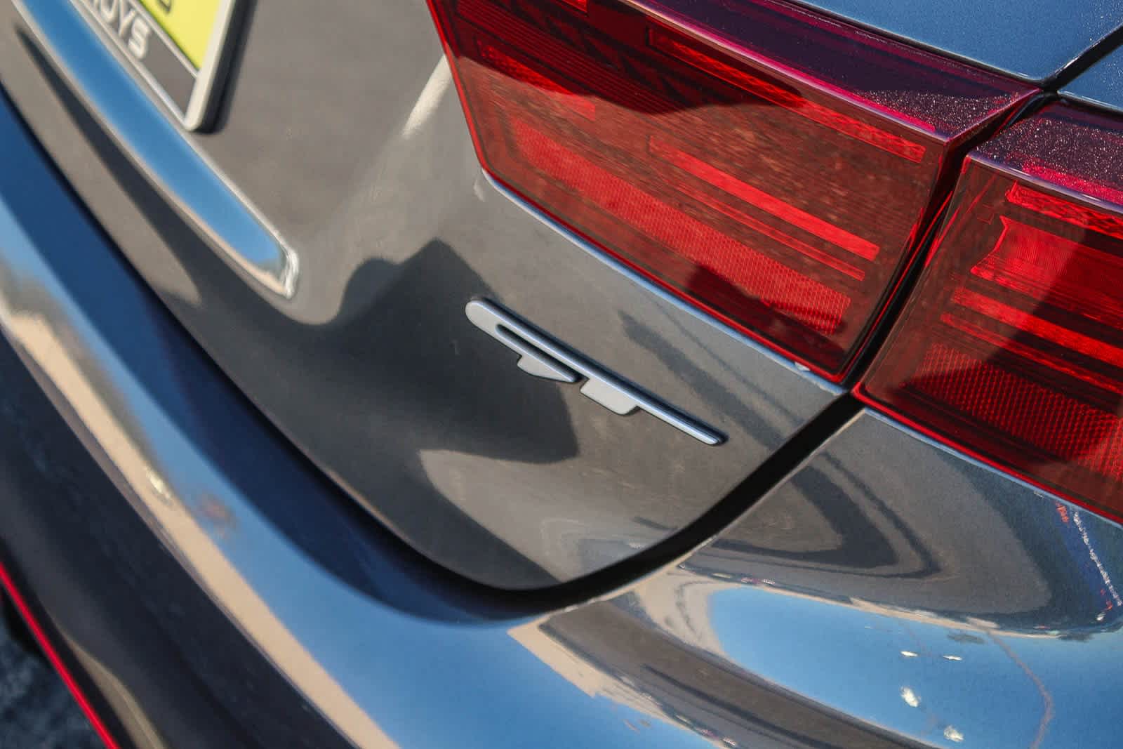 Thumbnail: 2023 Kia Forte - 12