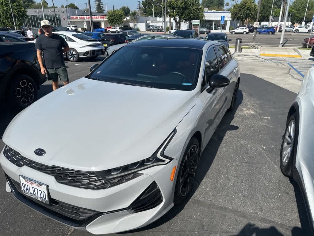 Thumbnail: 2021 Kia K5 - 16