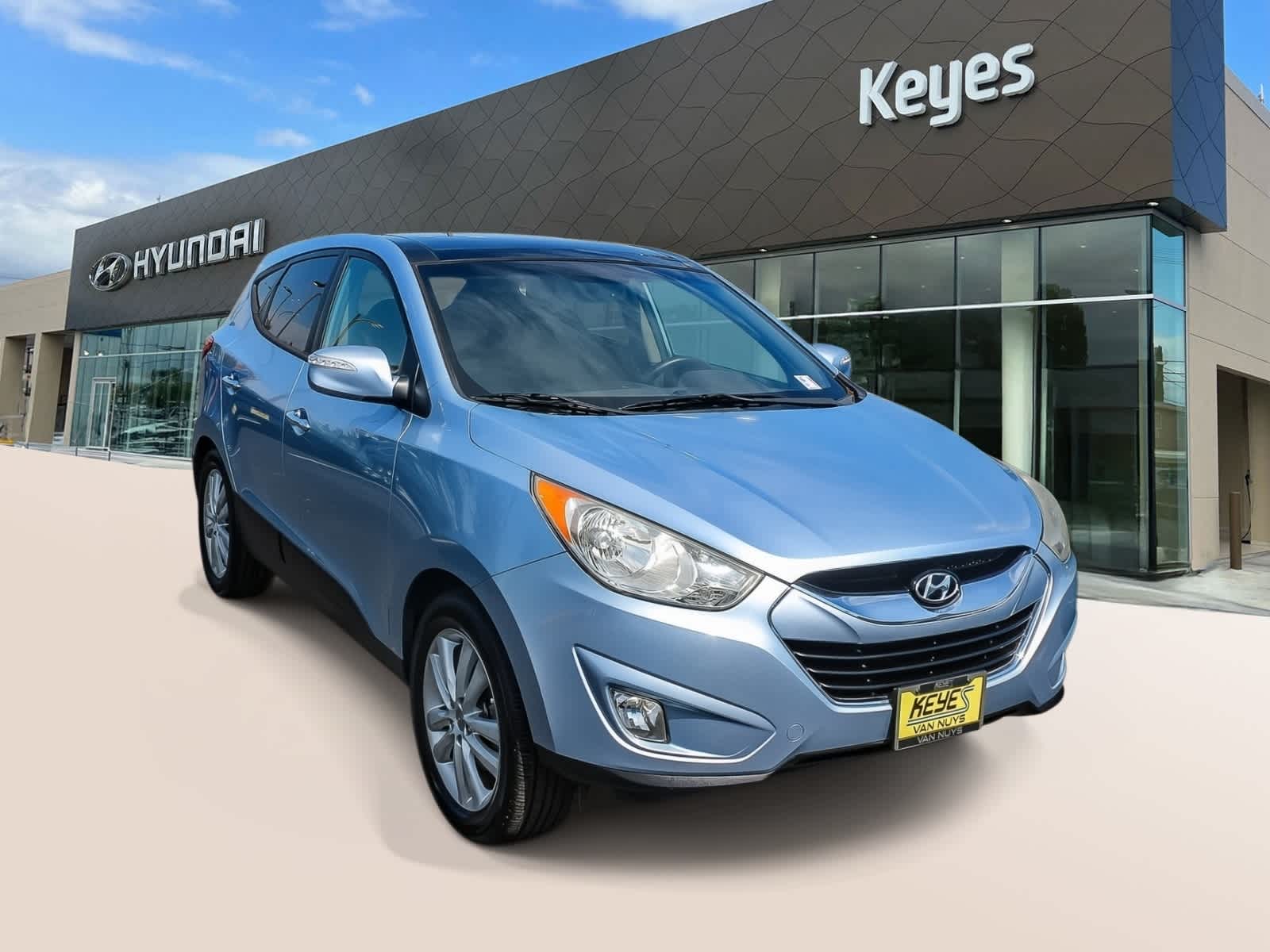 Thumbnail: 2012 Hyundai Tucson - 3