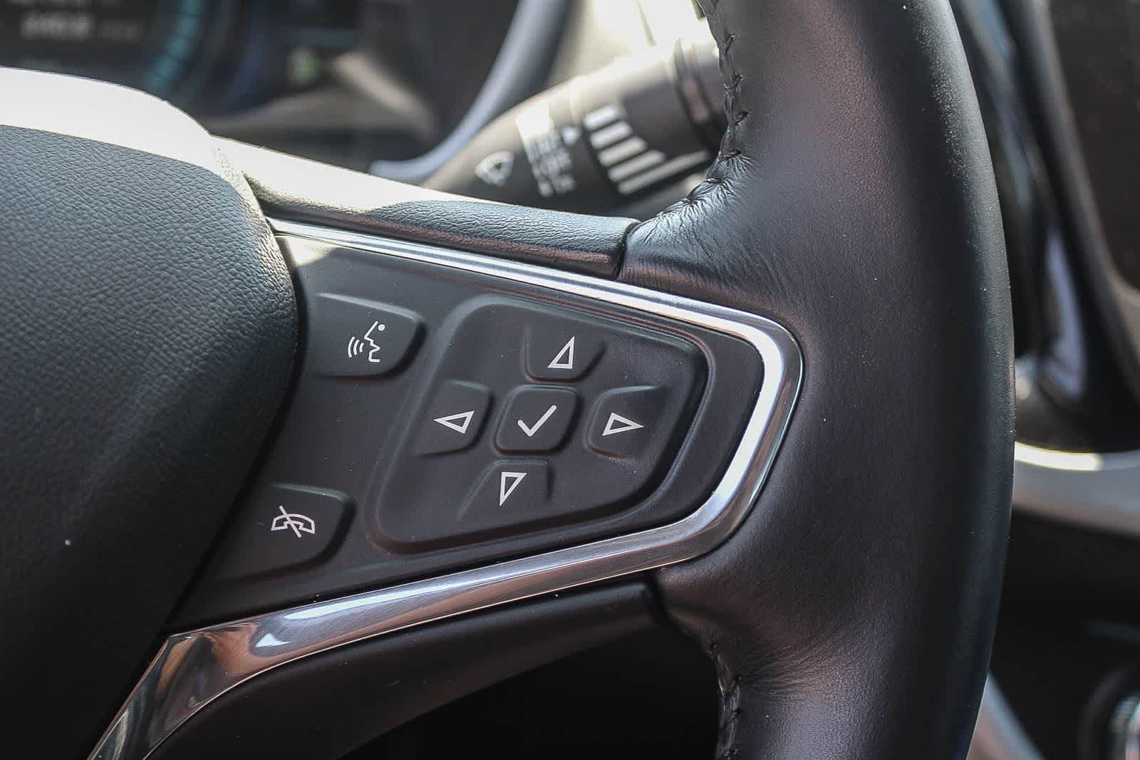 Thumbnail: 2017 Chevrolet Volt - 32