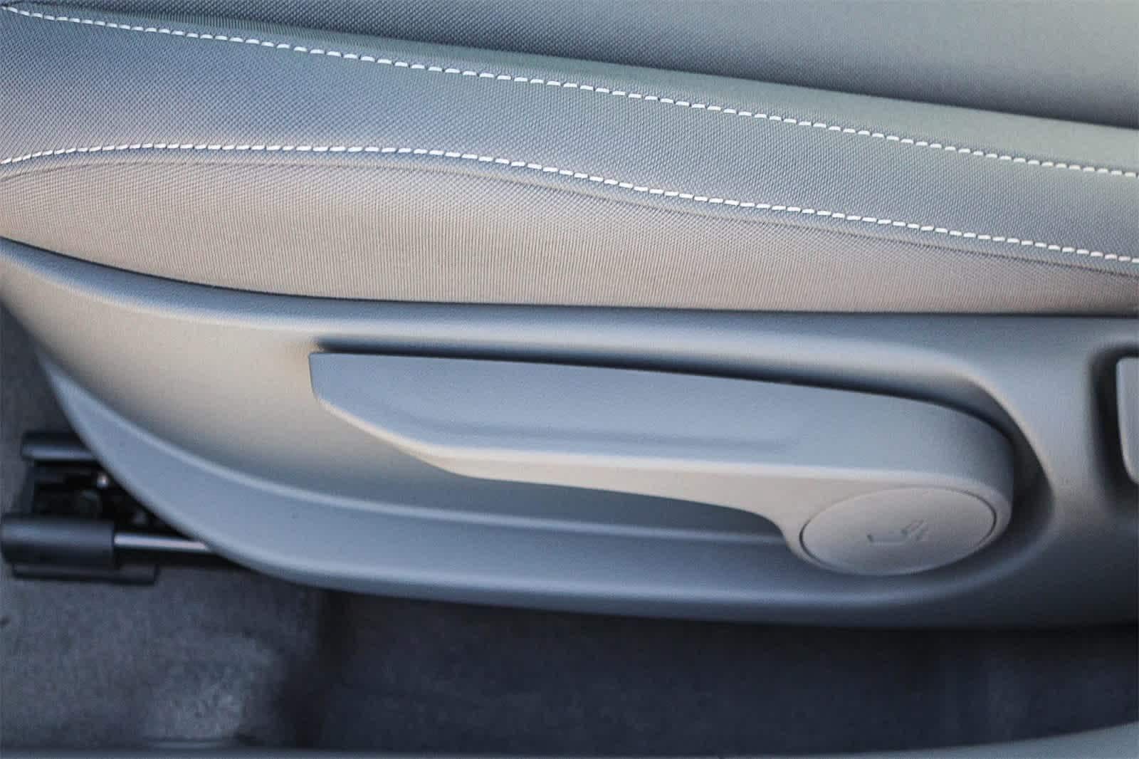 Thumbnail: 2026 Hyundai Elantra - 28