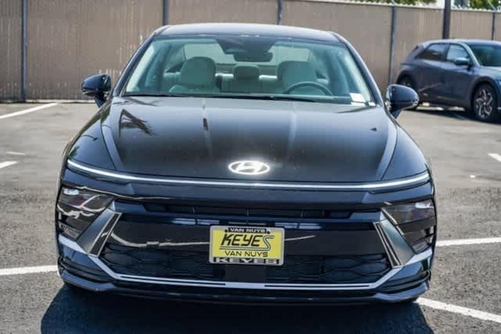 Used 2024 Hyundai Sonata SEL Sedan