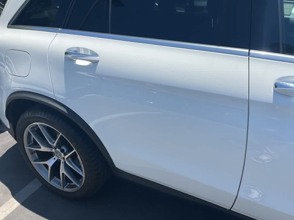 Thumbnail: 2022 Mercedes-Benz GLC - 16