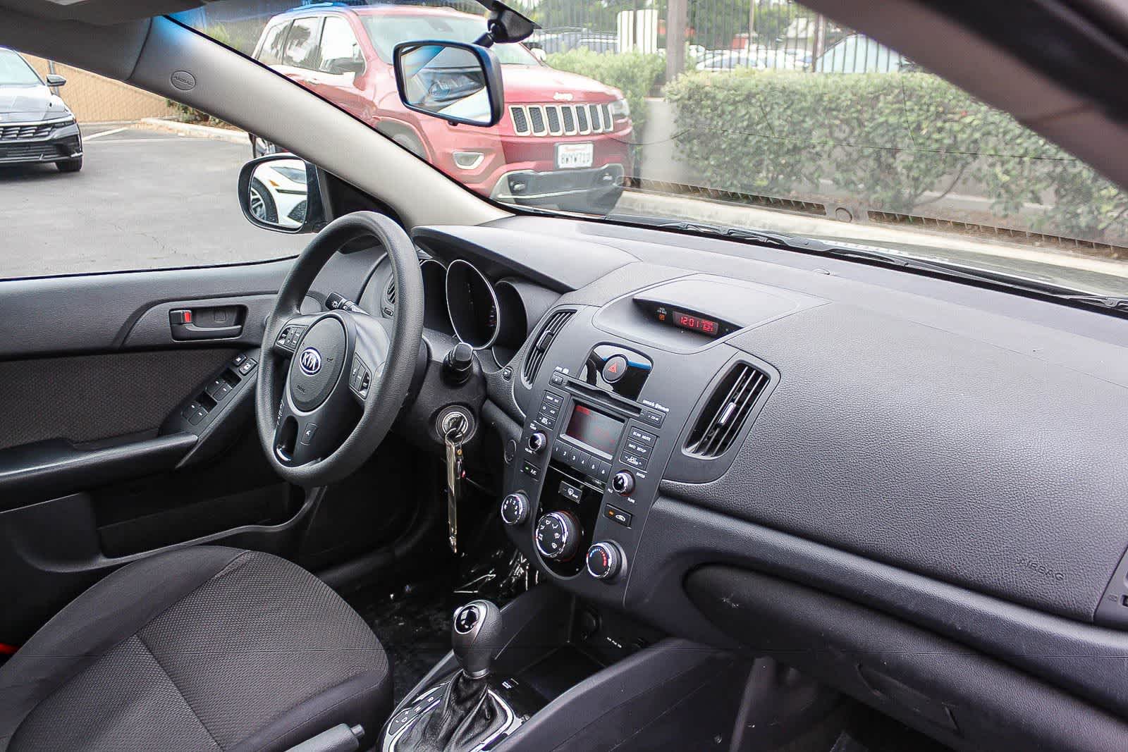 Thumbnail: 2012 Kia Forte - 22