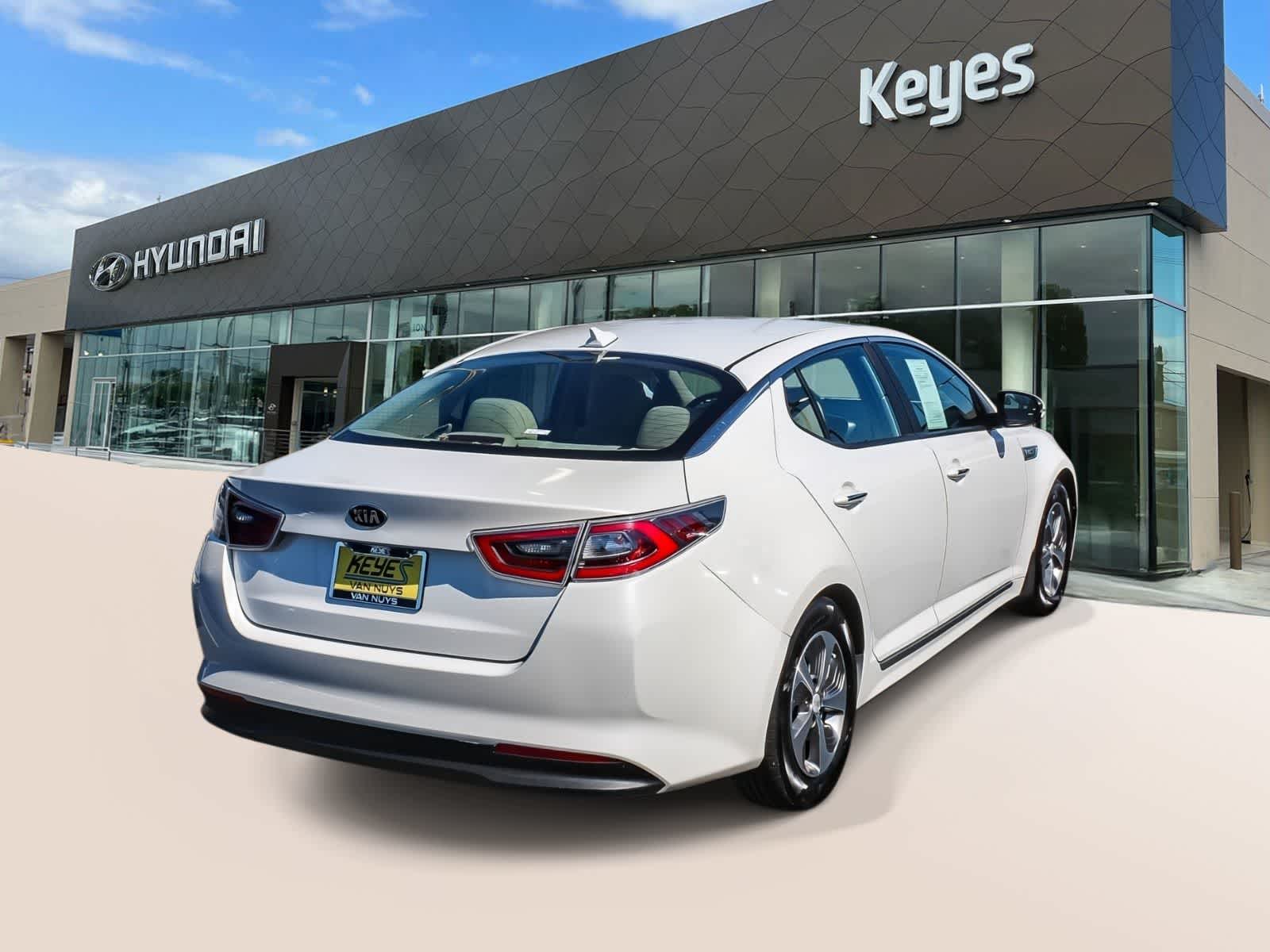 Thumbnail: 2015 Kia Optima - 3
