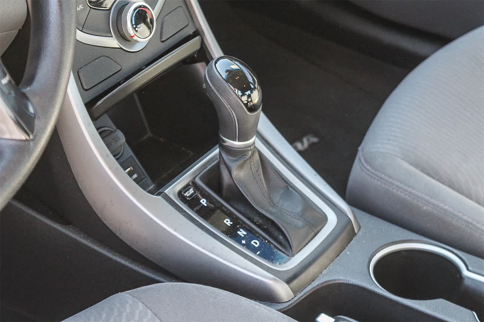 Thumbnail: 2014 Hyundai Elantra - 24