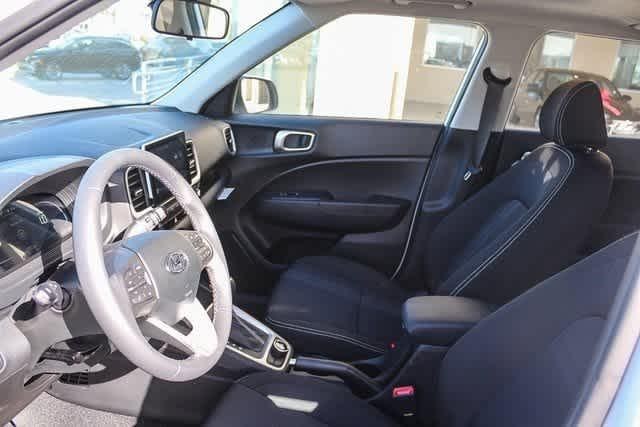 Thumbnail: 2025 Hyundai Venue - 17